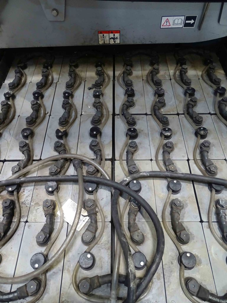 Still RX60-50/600 Elektro 4 Rad-Stapler www.blackforxx.com