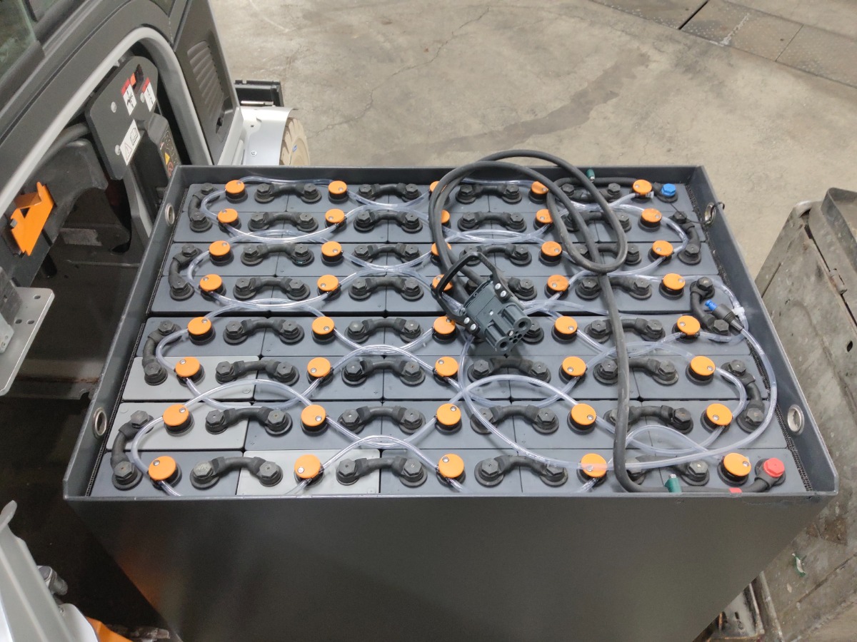 Still RX60-25 Elettrico 4 ruote www.blackforxx.com