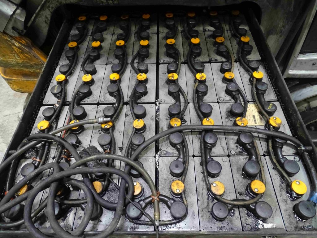 Still RX60-35 Elektryczny 4-kolowy www.blackforxx.com