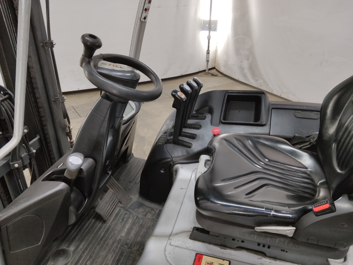 Still RX60-25 Elctrica de 4 ruedas www.blackforxx.com