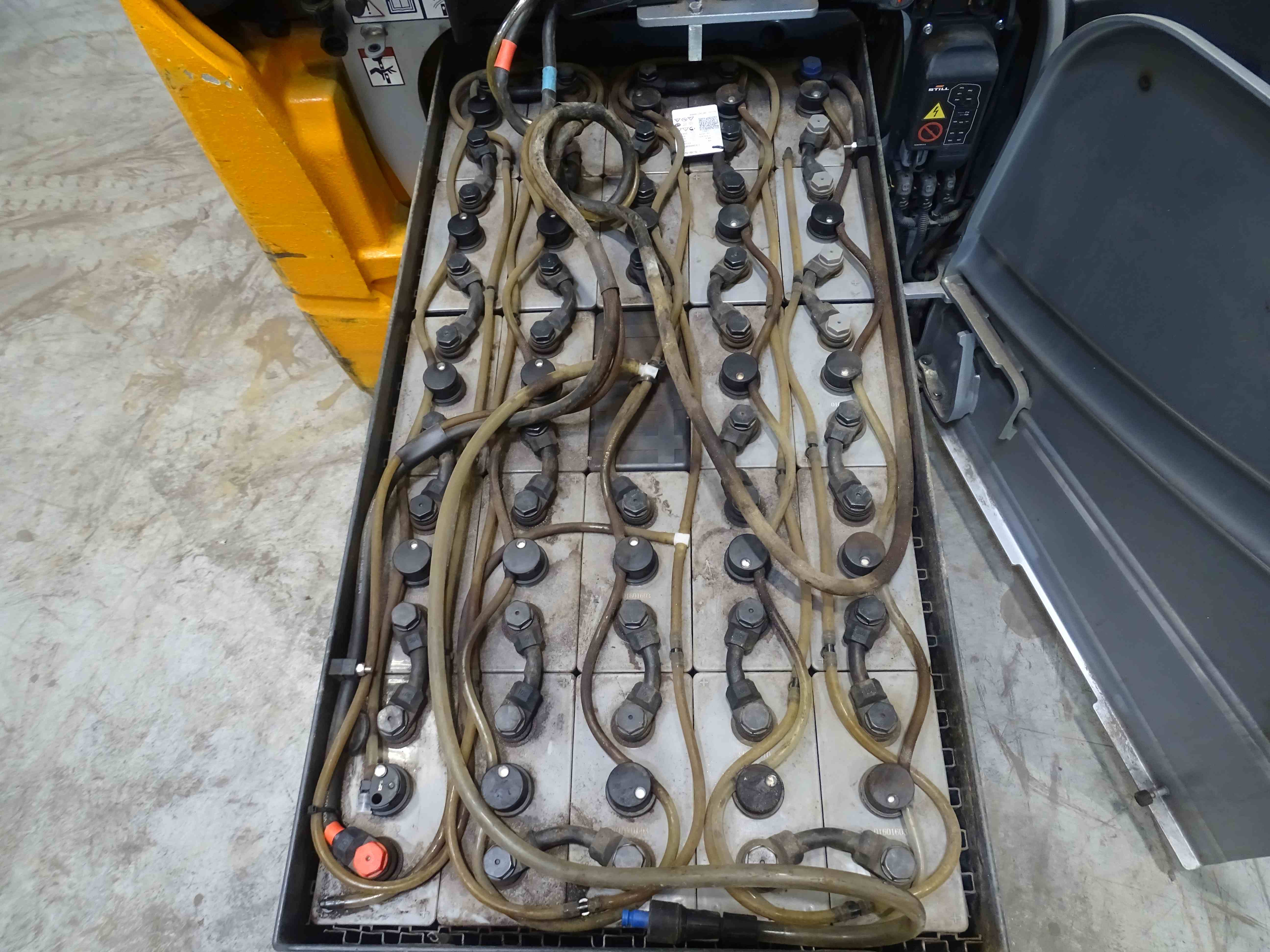 STILL RX20-14C Electric 3-wheel forklift www.blackforxx.com