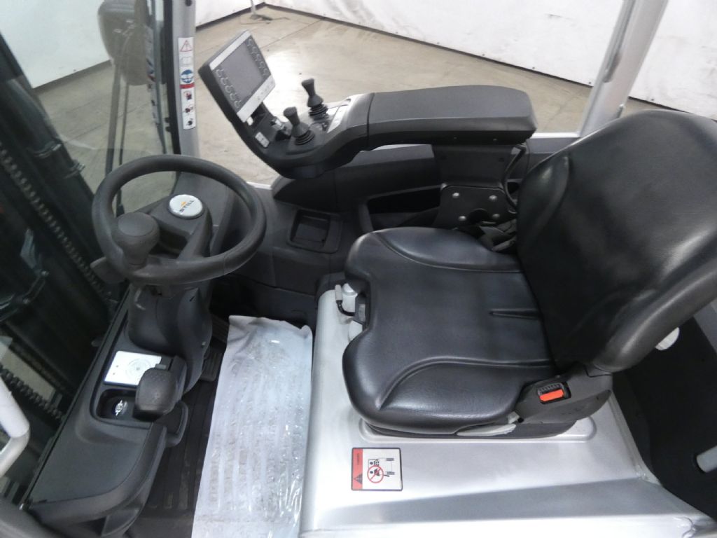 STILL RX20-20P Elektro 4 Rad-Stapler www.blackforxx.com