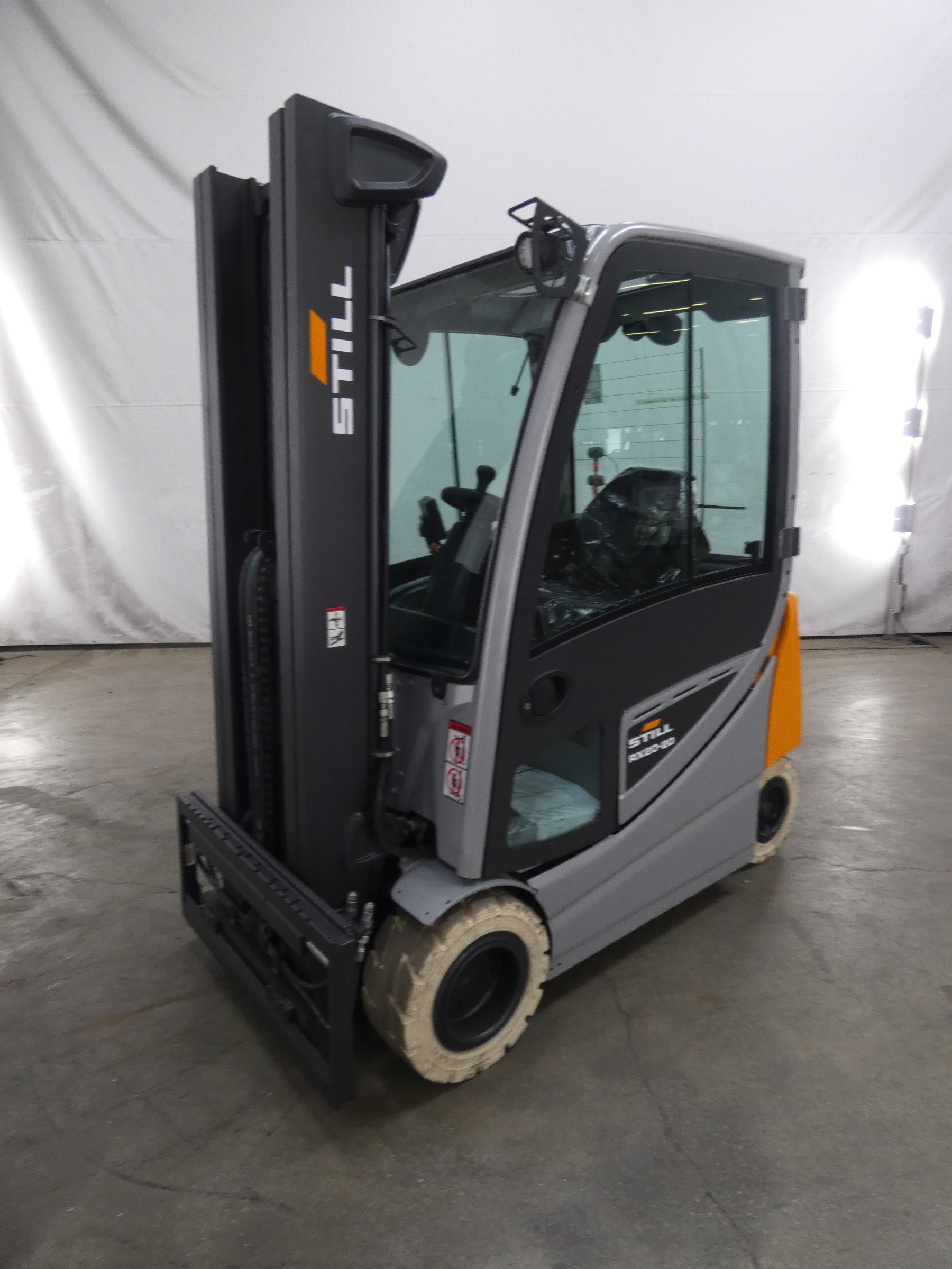 Still RX20-20P Elektro 4 Rad-Stapler www.blackforxx.com