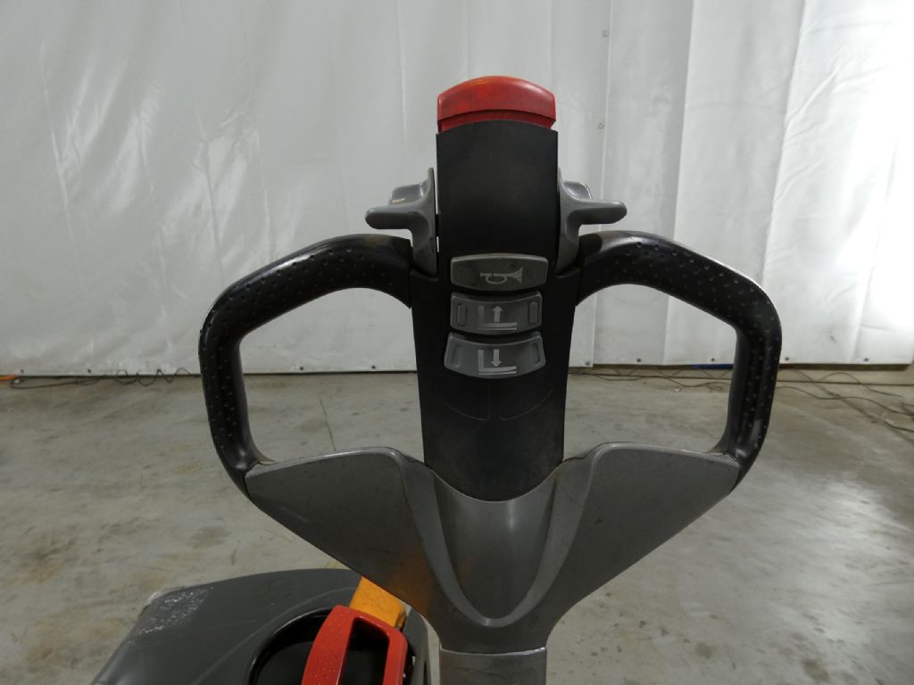 STILL EXU20 Electric Pallet Truck www.blackforxx.com