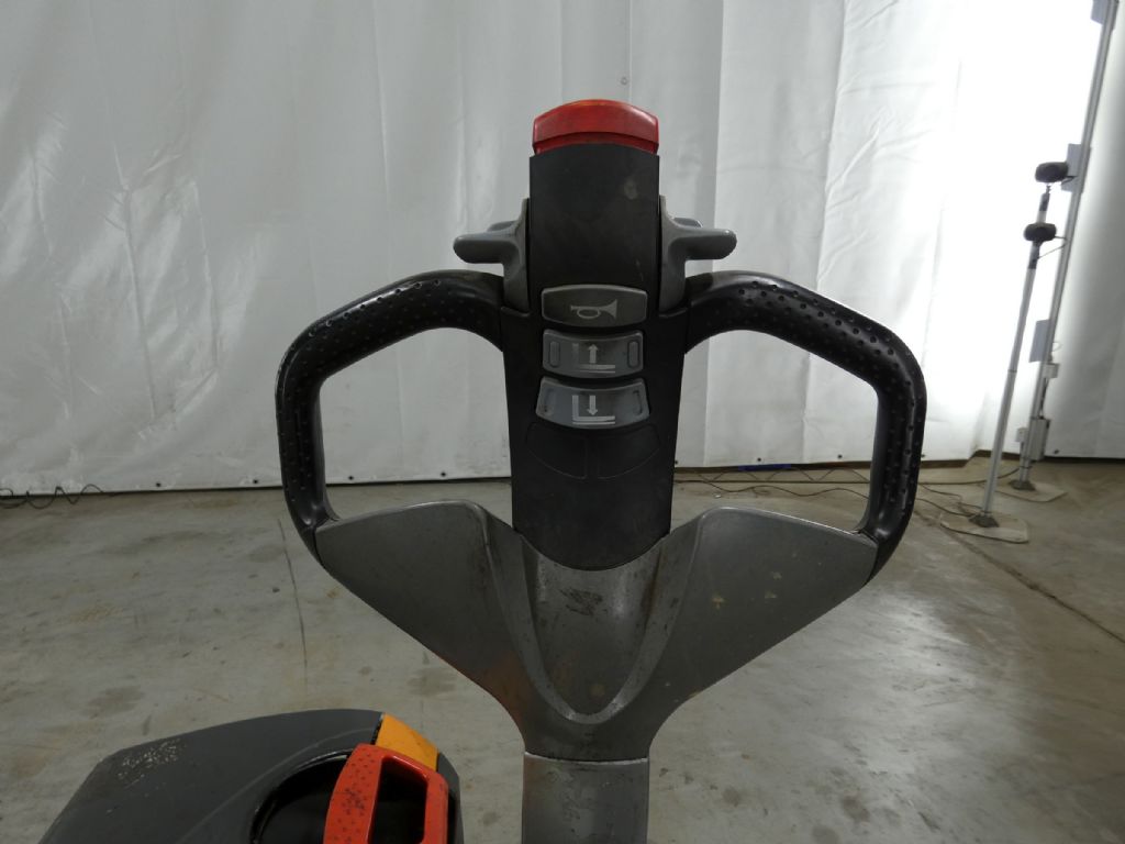 STILL EXU20 Electric Pallet Truck www.blackforxx.com