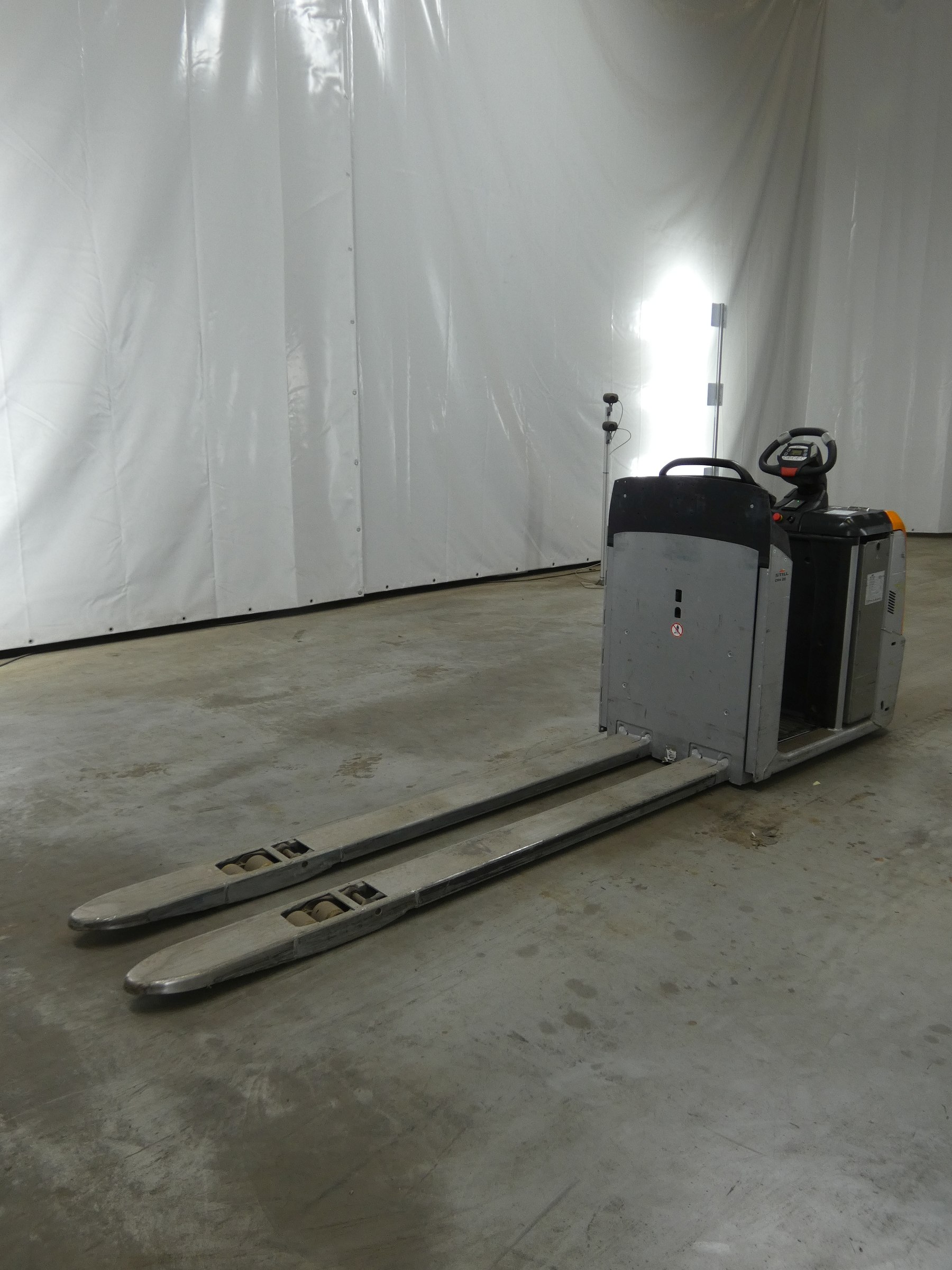 Still OPX20/2390MM Laagheffende orderverzameltruck  www.blackforxx.com