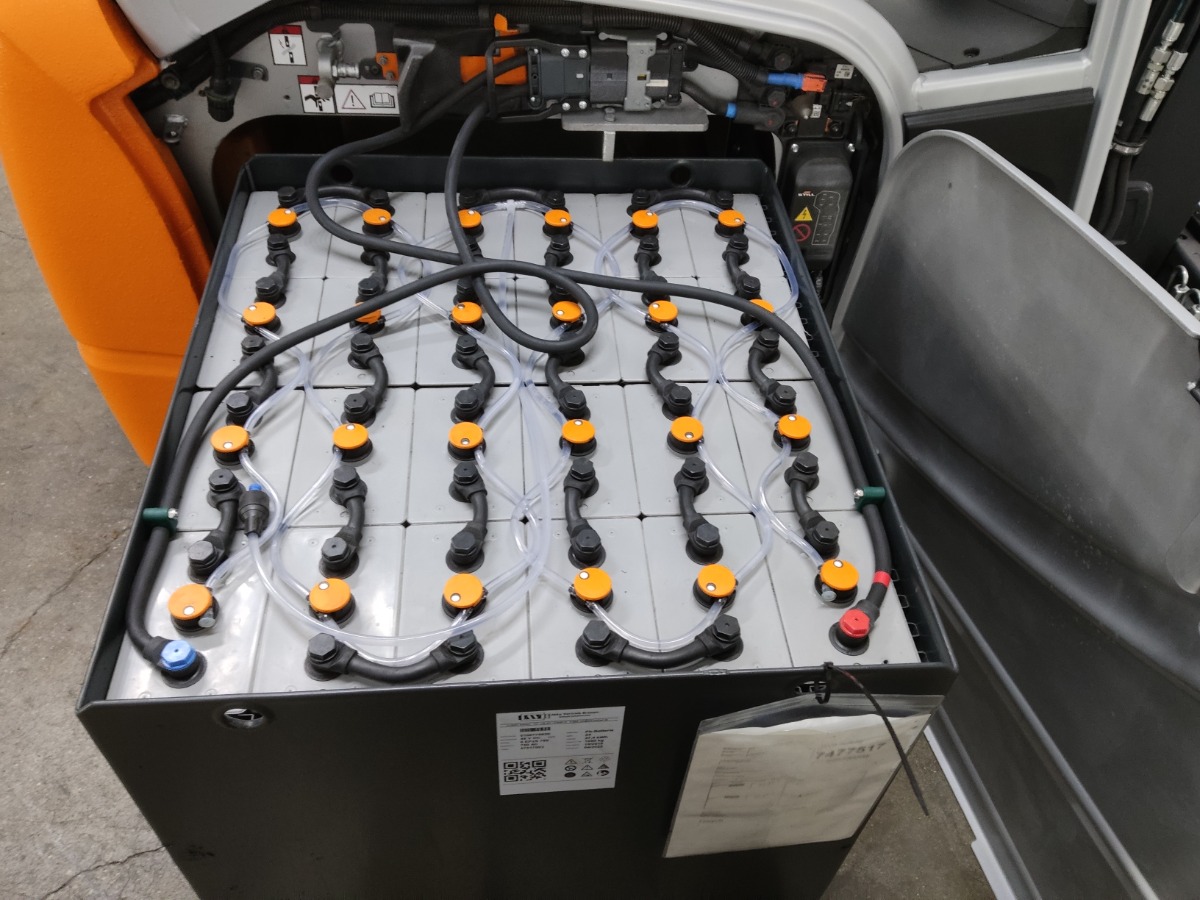 Still RX20-20L/BRONZE Elektro 3 Rad-Stapler www.blackforxx.com