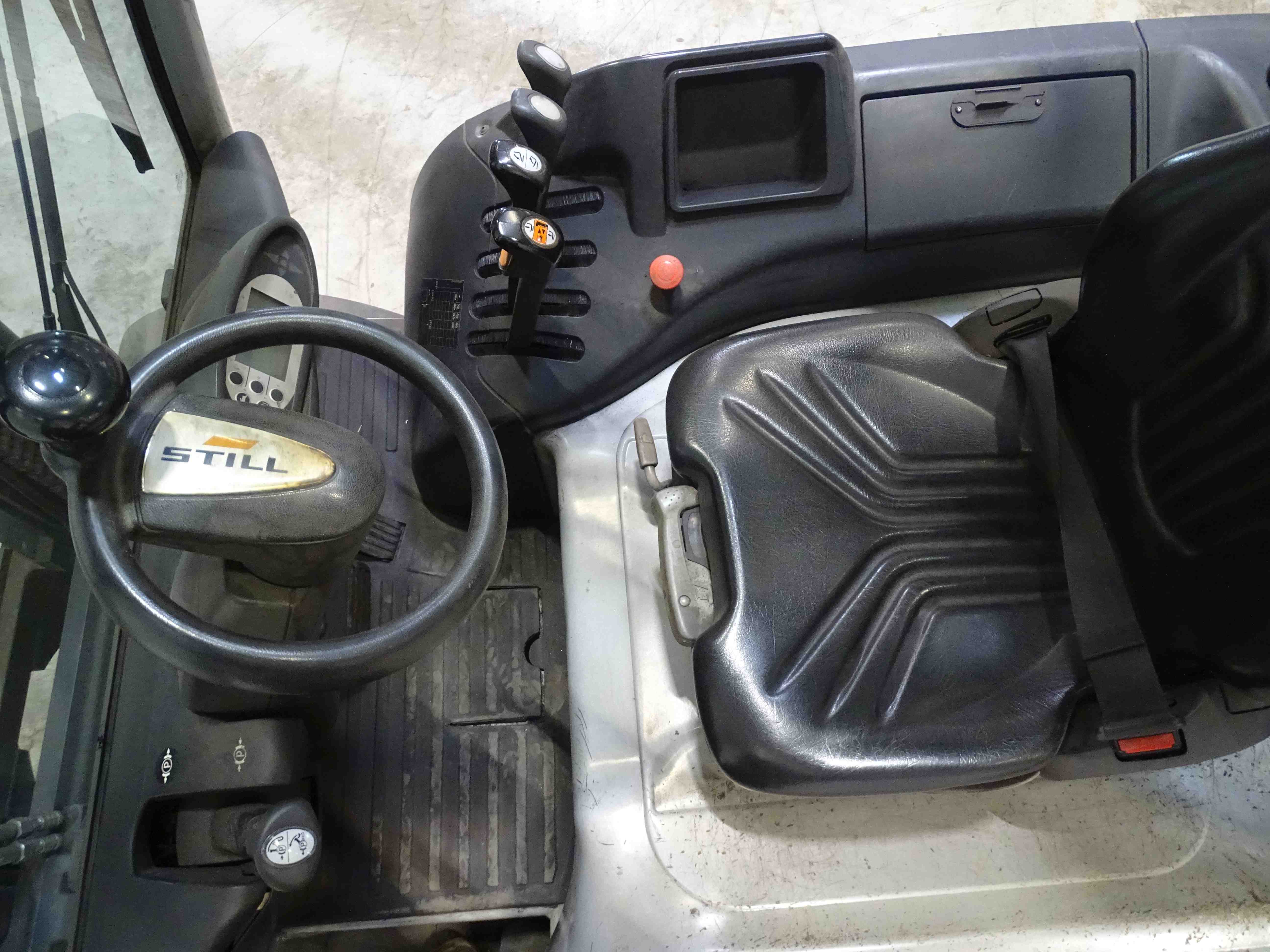 Still RX60-50/600 Elektro 4 Rad-Stapler www.blackforxx.com