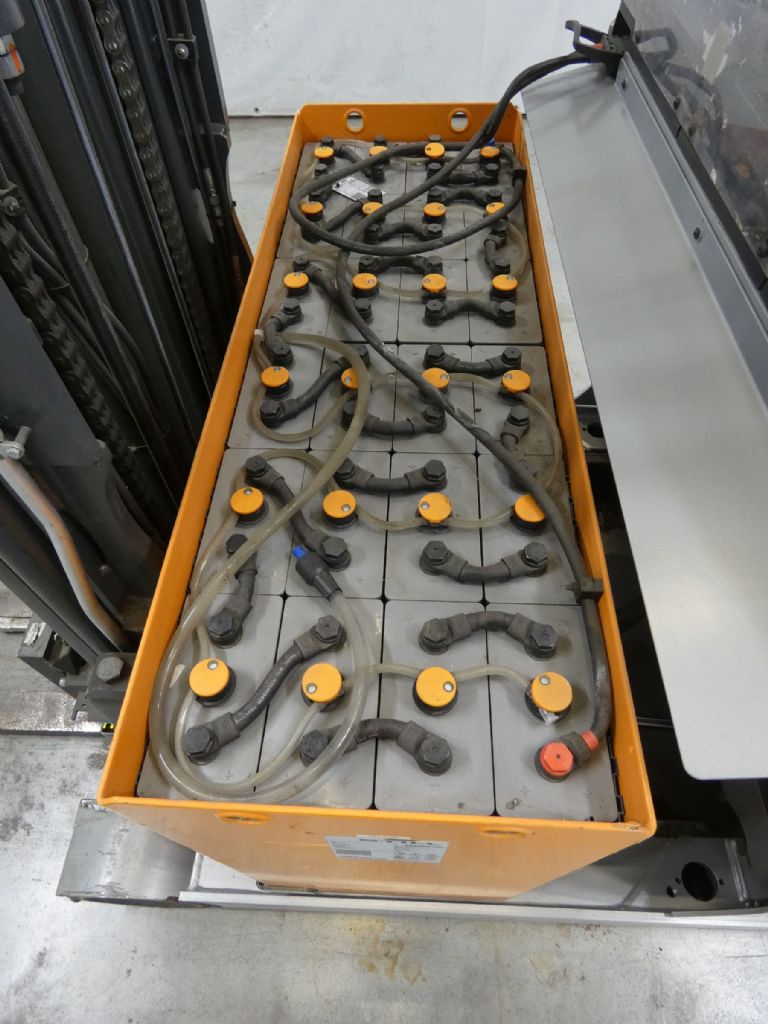 STILL FM-X17 Carrello retrattile www.blackforxx.com