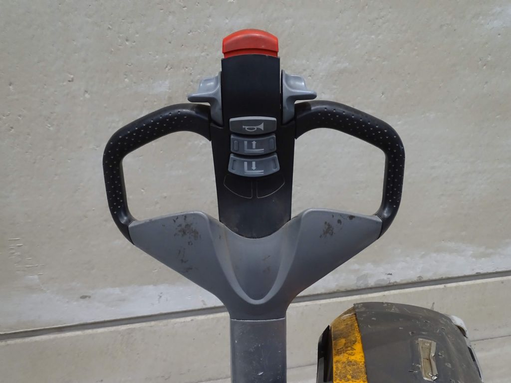 STILL EXU16 Electric Pallet Truck www.blackforxx.com