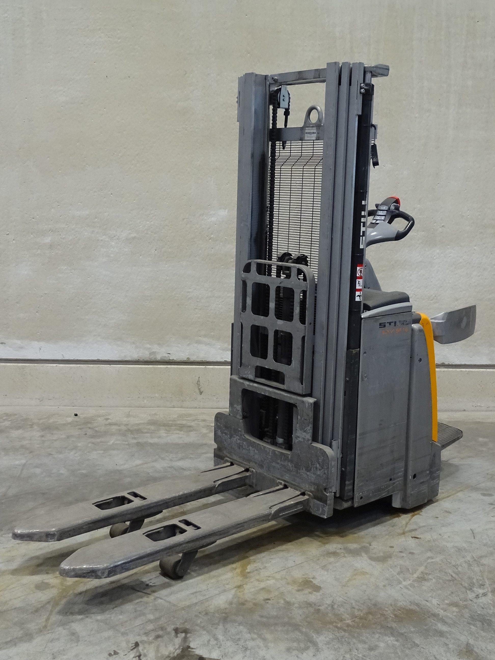 Still EXV-SF16I High Lift stacker www.blackforxx.com