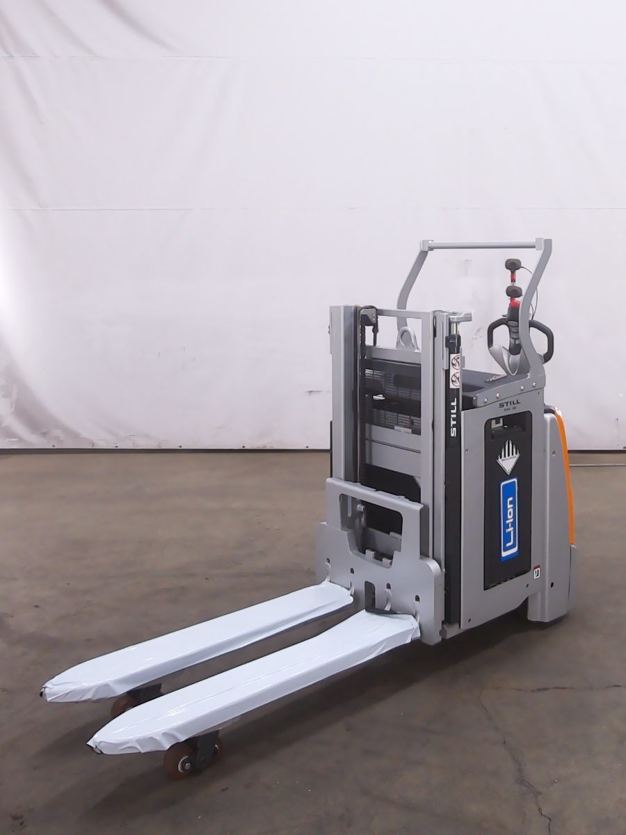 Still EXD20/LIION High Lift stacker www.blackforxx.com