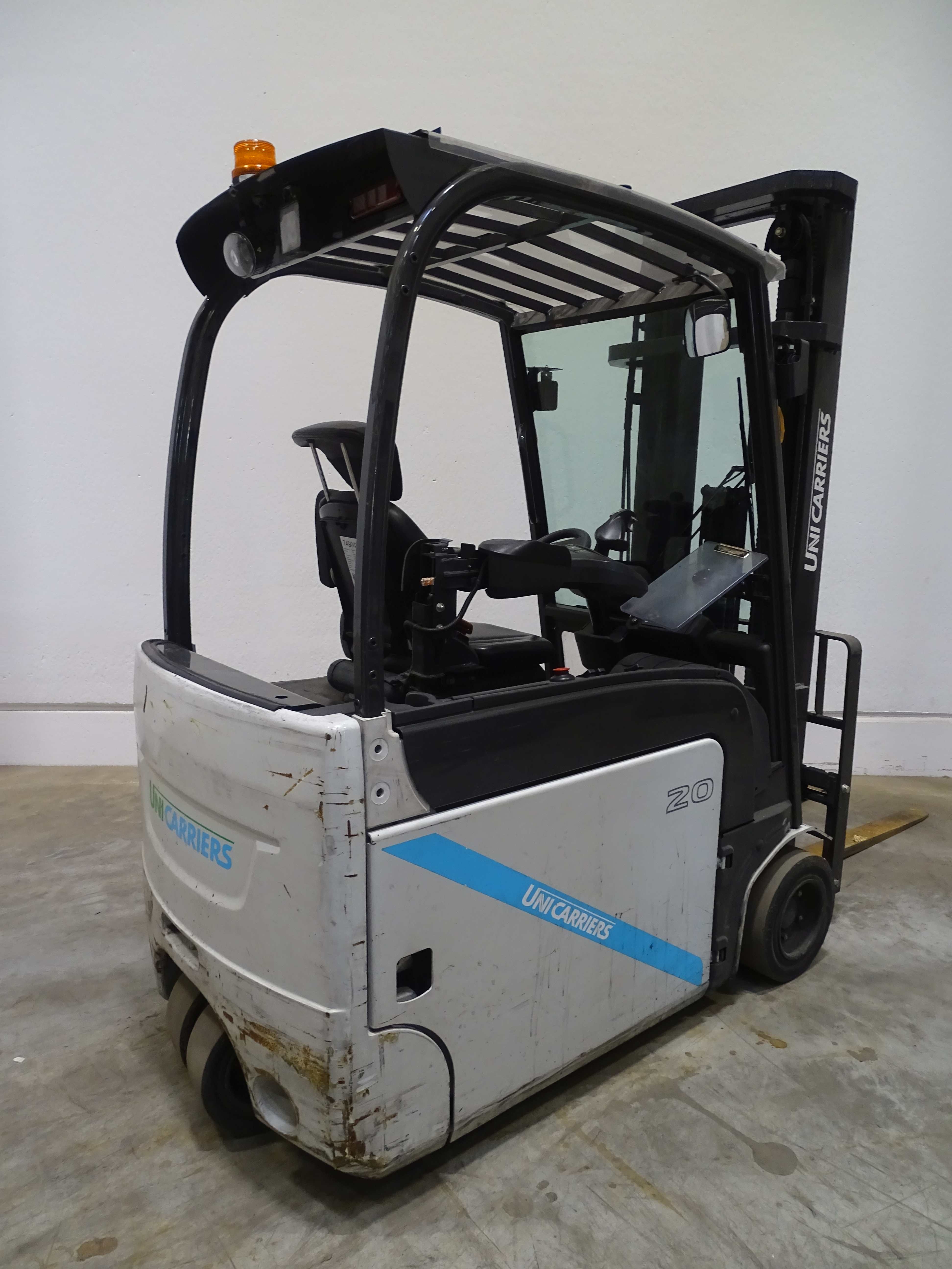 Mitsubishi AG2N1L20Q Electric 3-wheel forklift www.blackforxx.com