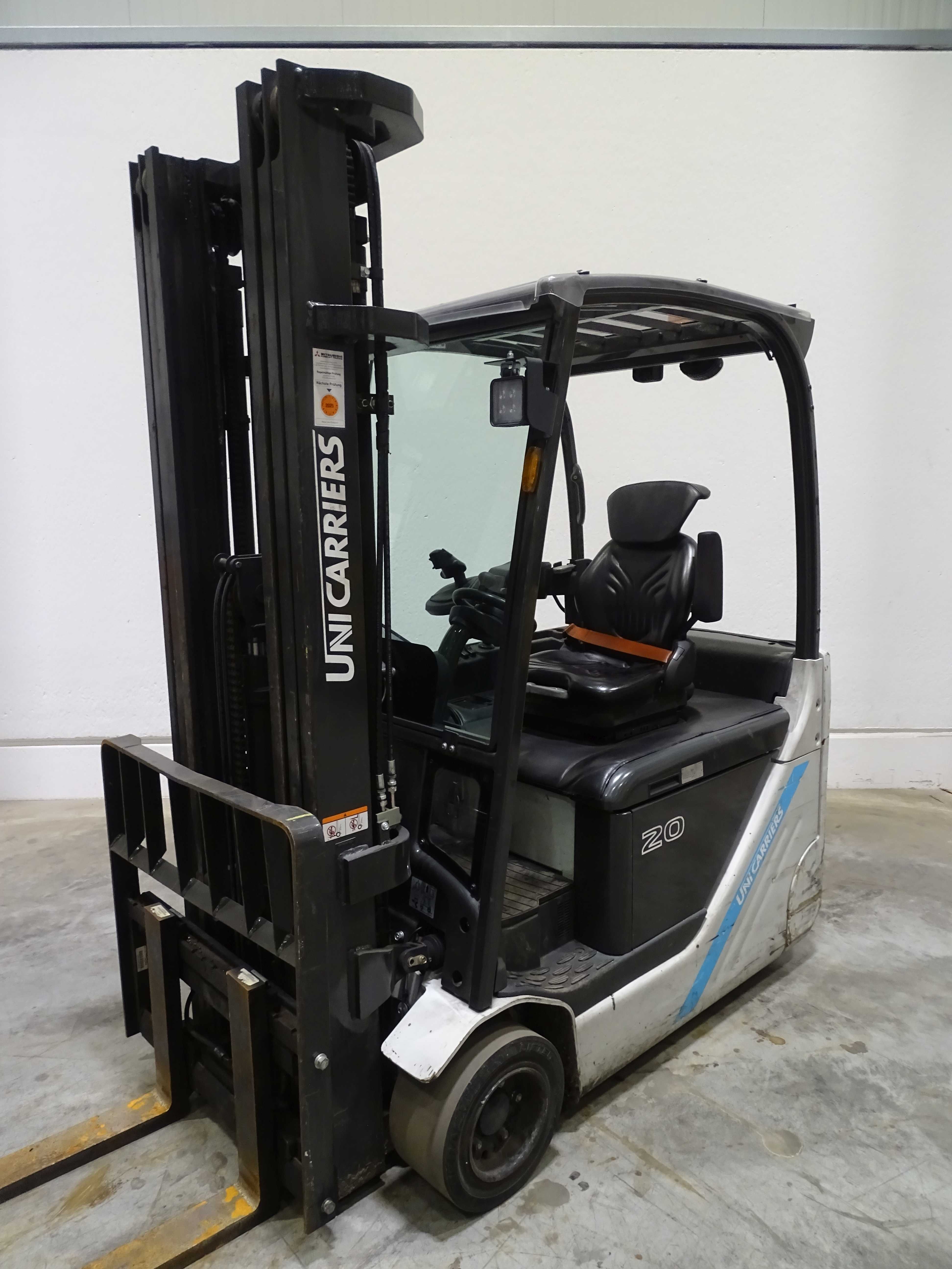 Weitere AG2N1L20Q Elektro 3 Rad-Stapler www.blackforxx.com