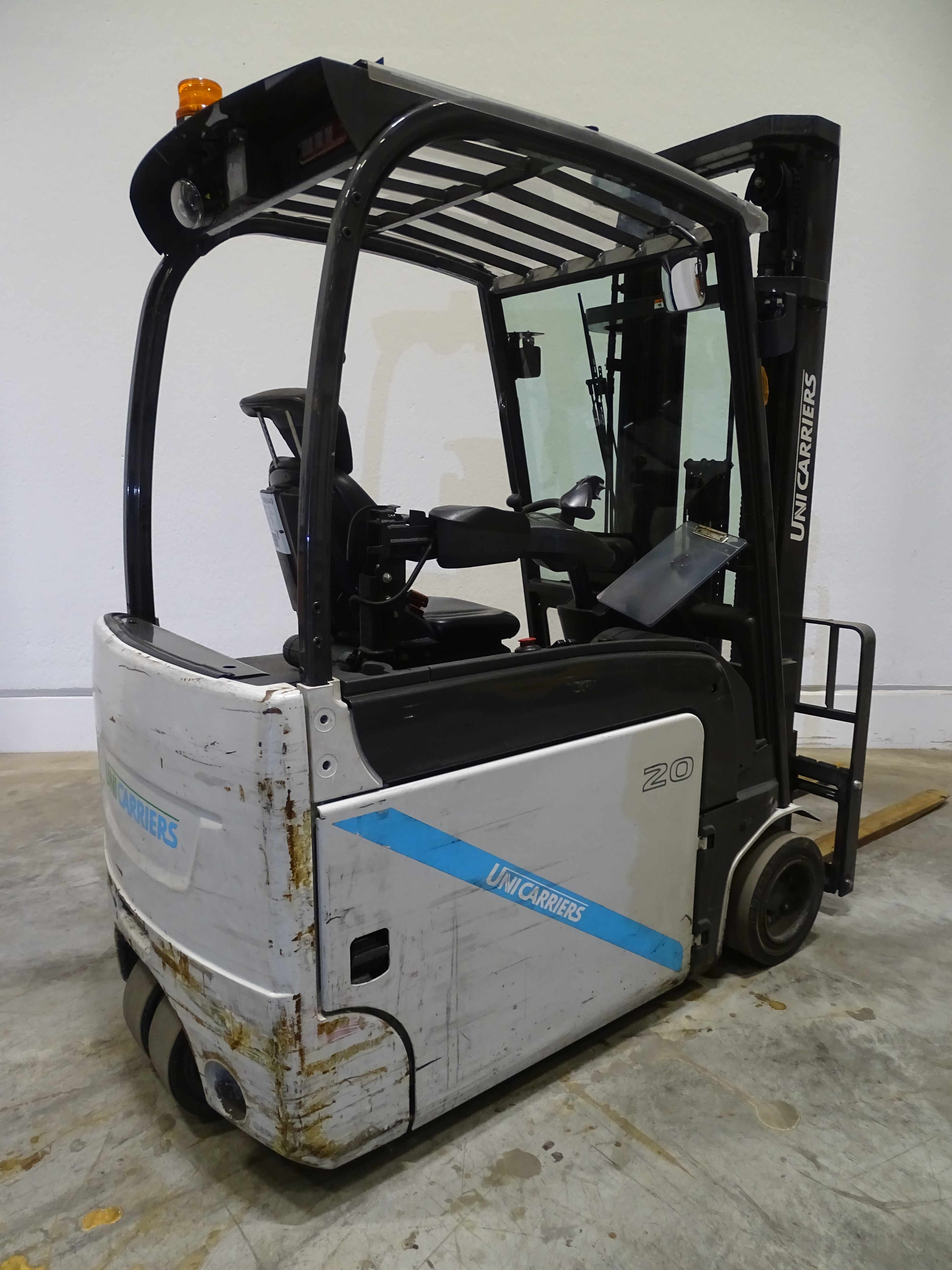 Weitere AG2N1L20Q Elektro 3 Rad-Stapler www.blackforxx.com