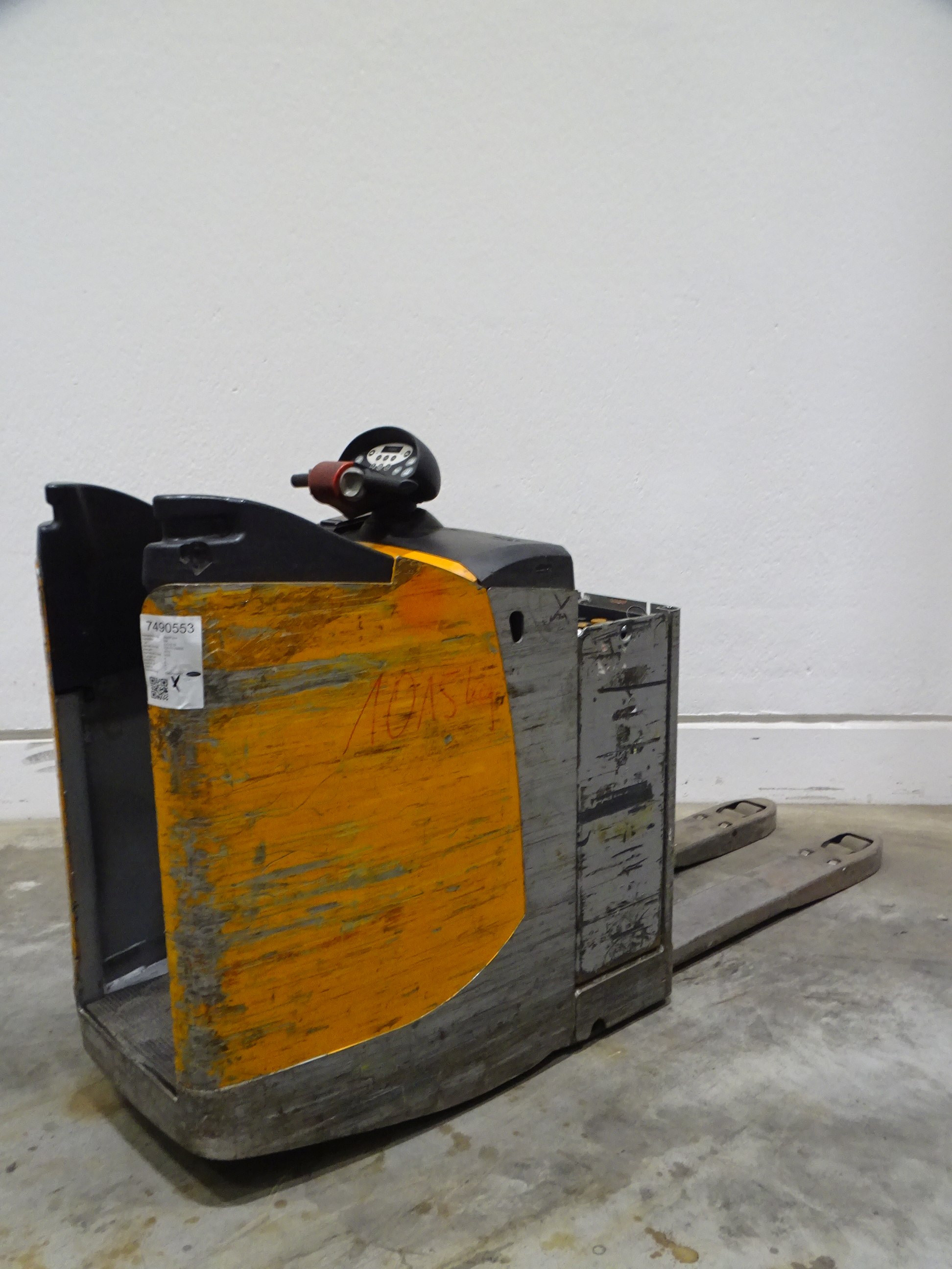 Still EXU-S22 Electric Pallet Truck www.blackforxx.com