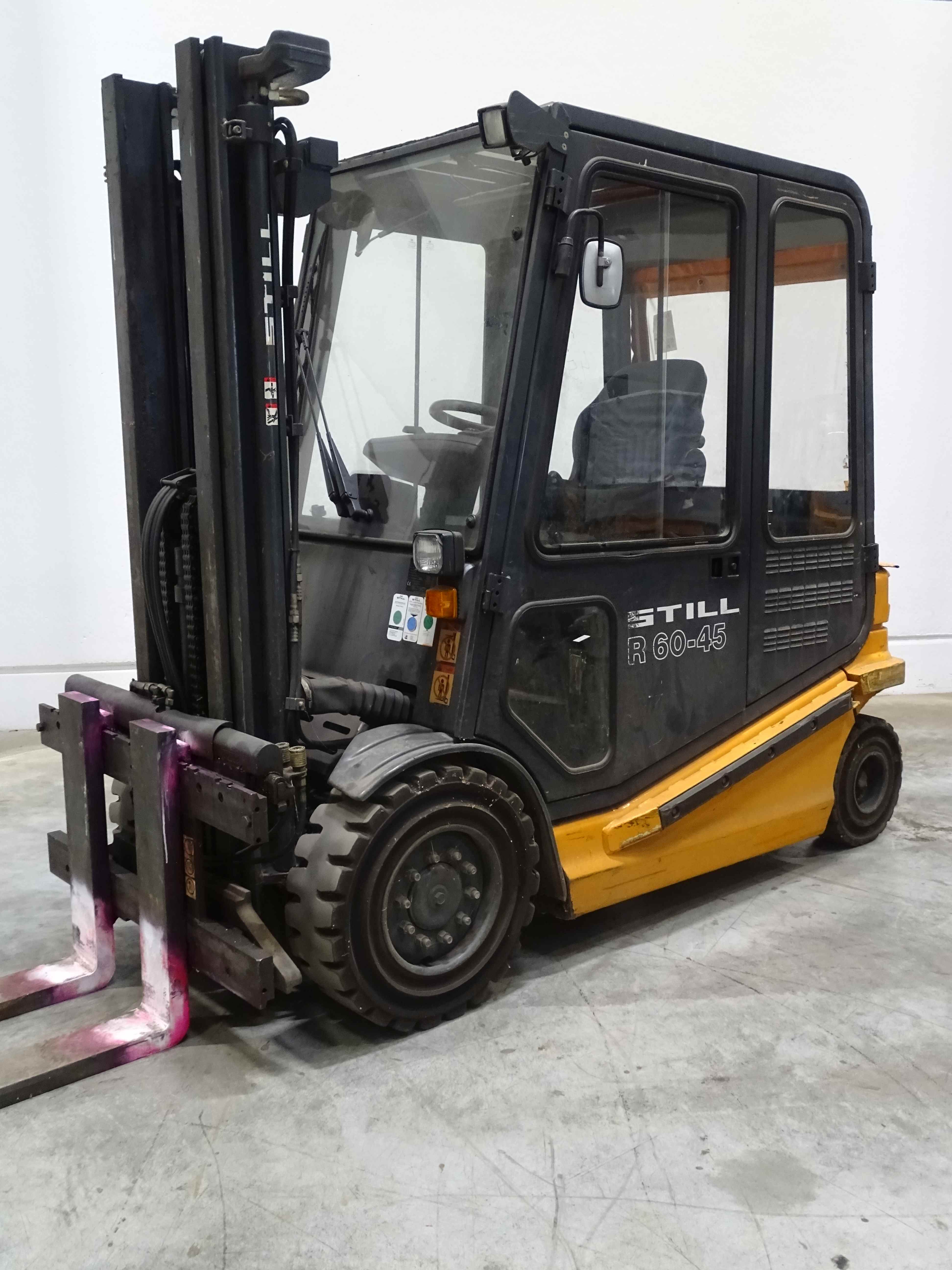 Still R60-45 Electric 4-wheel forklift www.blackforxx.com