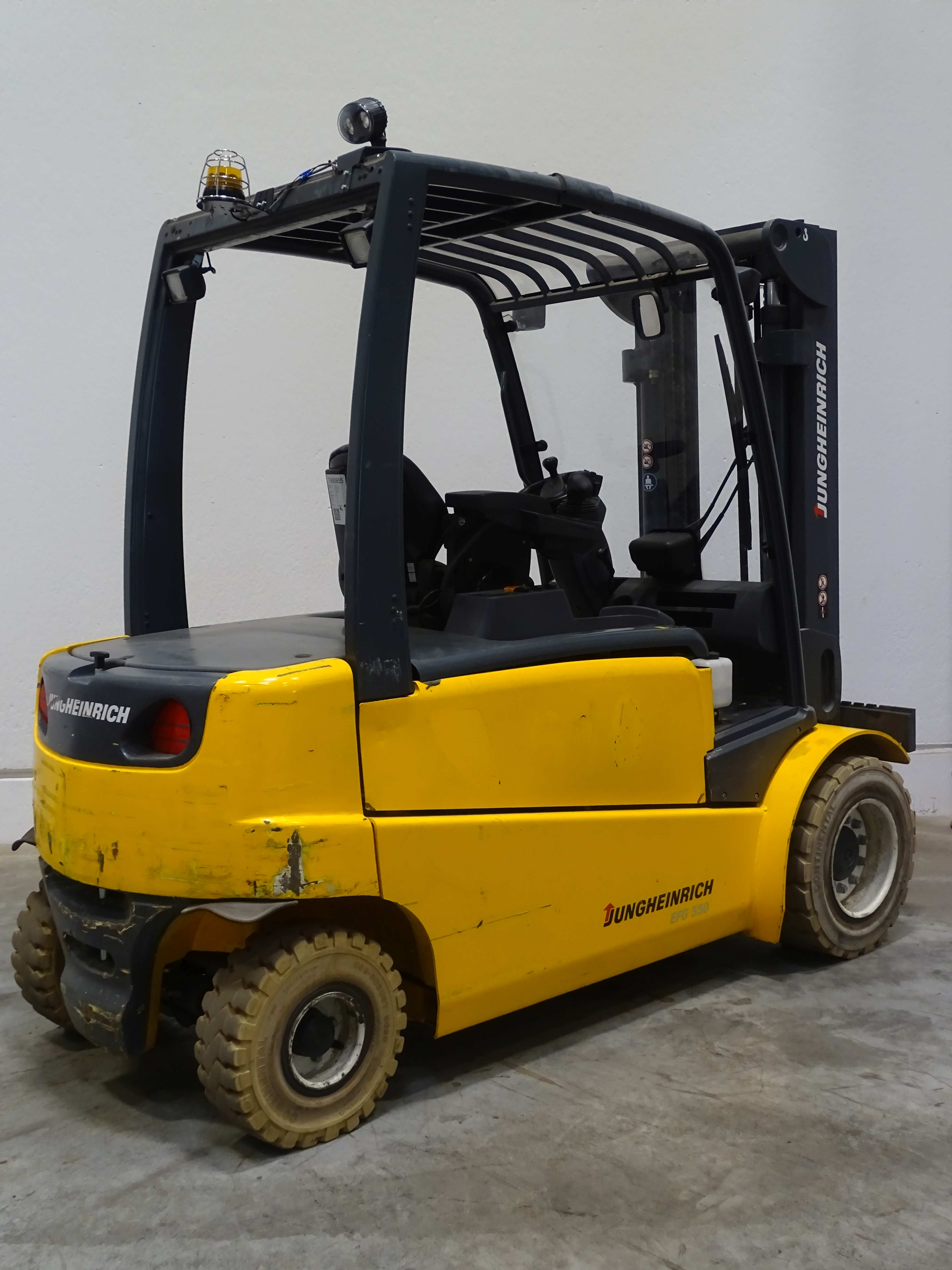 Jungheinrich EFG550 Electric 4-wheel forklift www.blackforxx.com