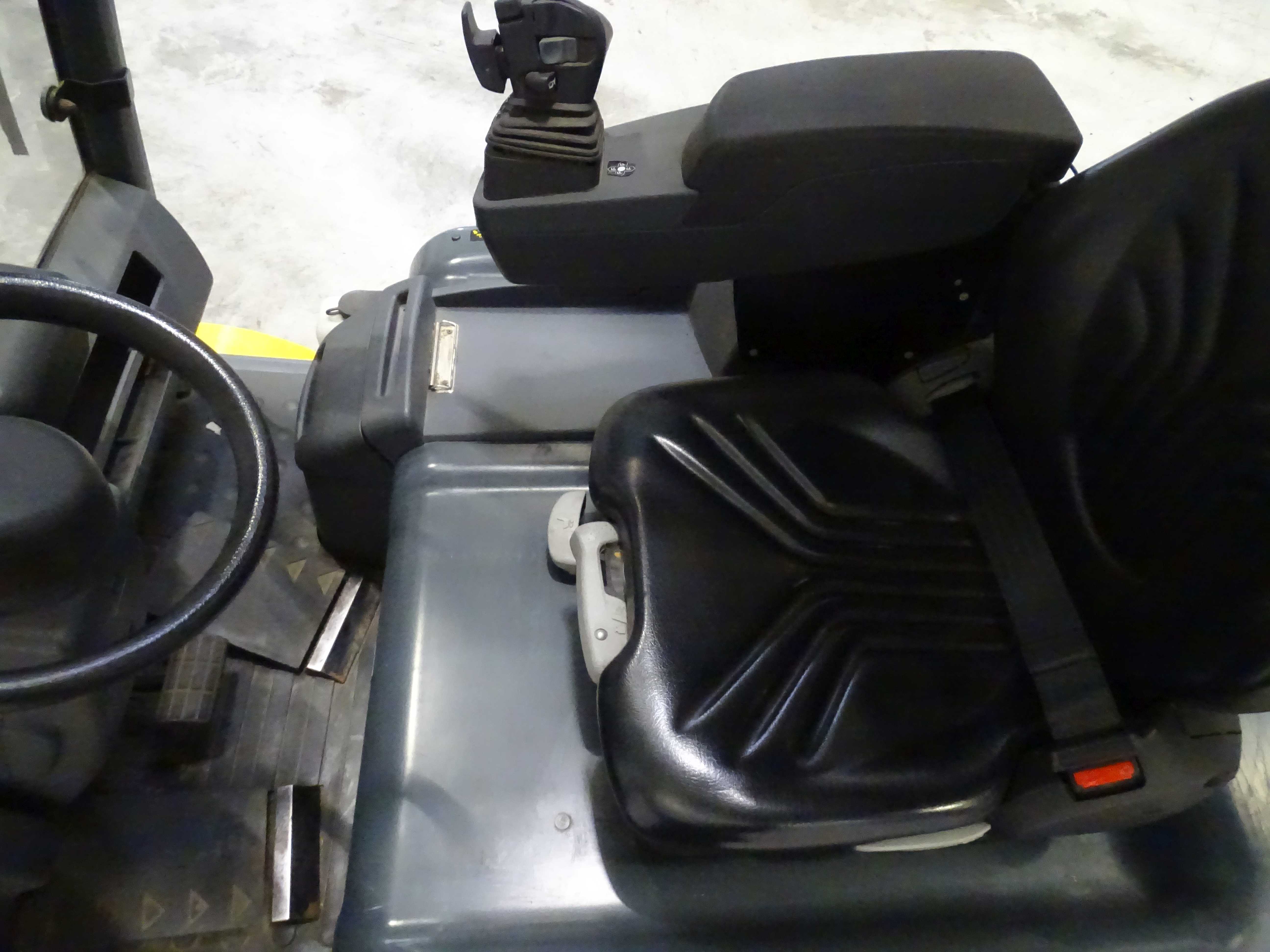 Jungheinrich EFG550 Electric 4-wheel forklift www.blackforxx.com