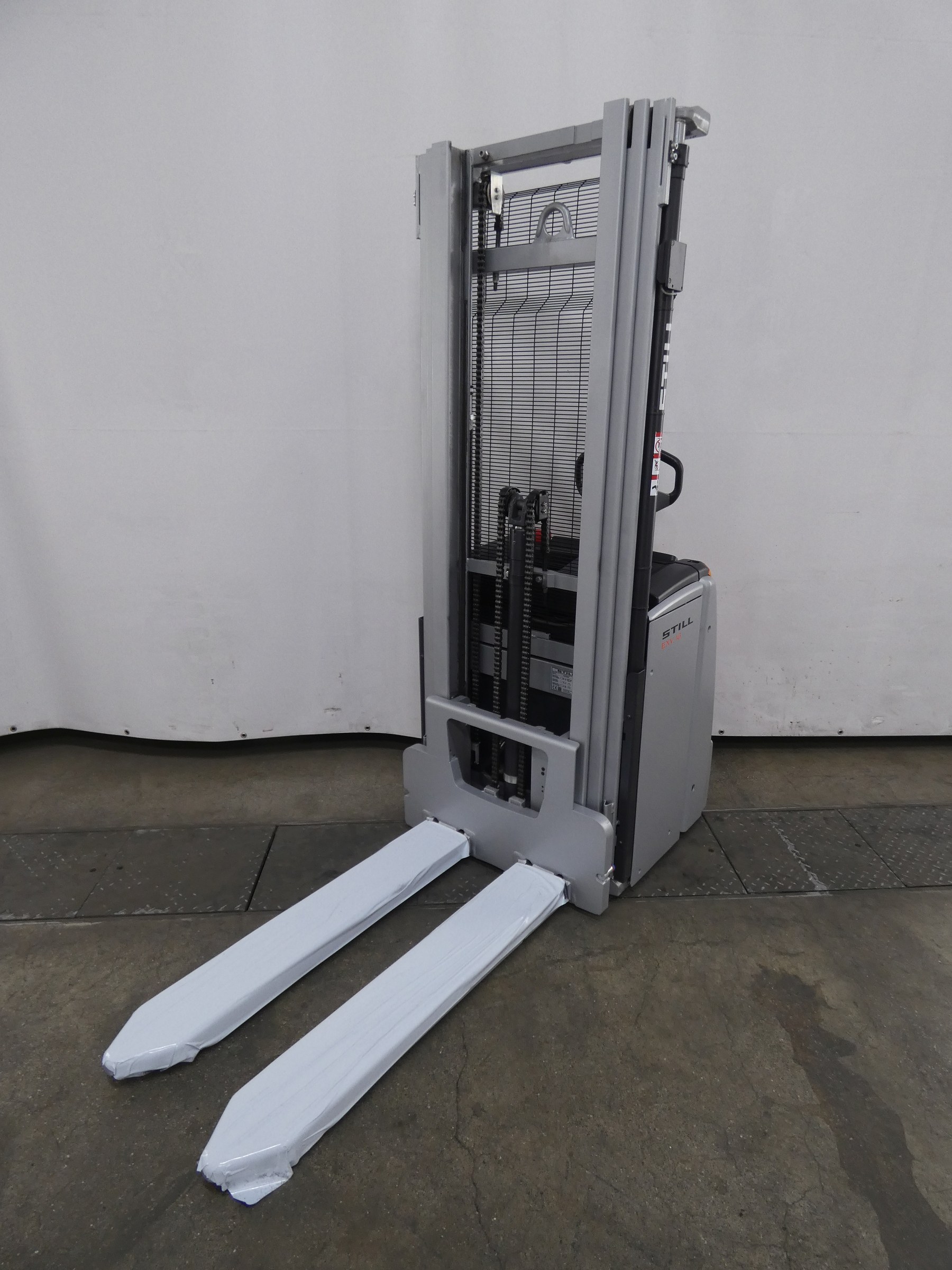 Still EXV16/BATT.NEU Hochhubwagen www.blackforxx.com