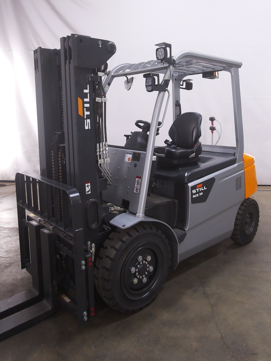 Still RCE35 Electric 4-wheel forklift www.blackforxx.com