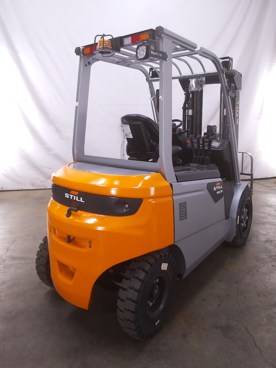 Still RCE30 Electric 4-wheel forklift www.blackforxx.com