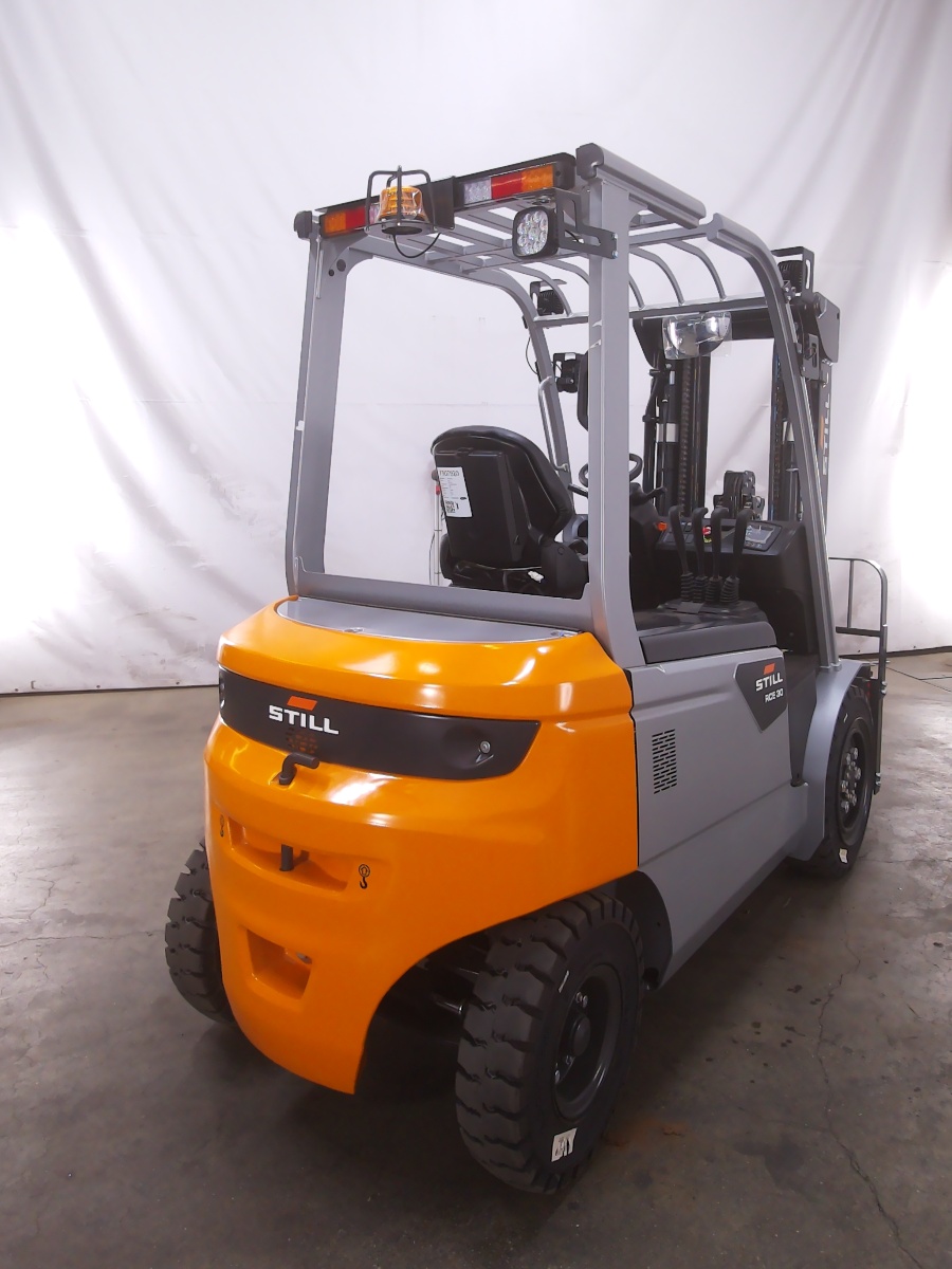Still RCE30 Electric 4-wheel forklift www.blackforxx.com