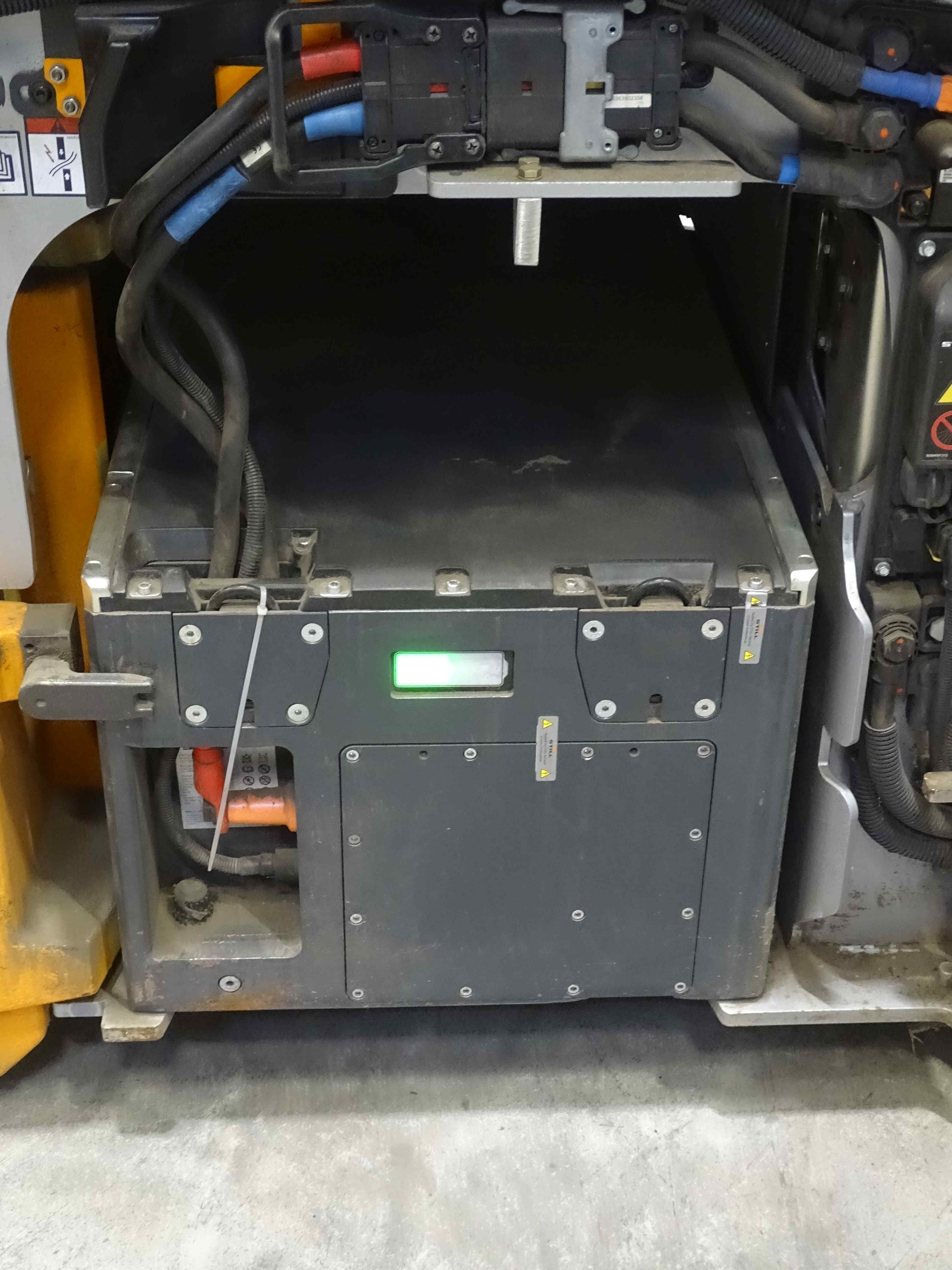 Still RX20-16C/LIION Electric 3-wheel forklift www.blackforxx.com