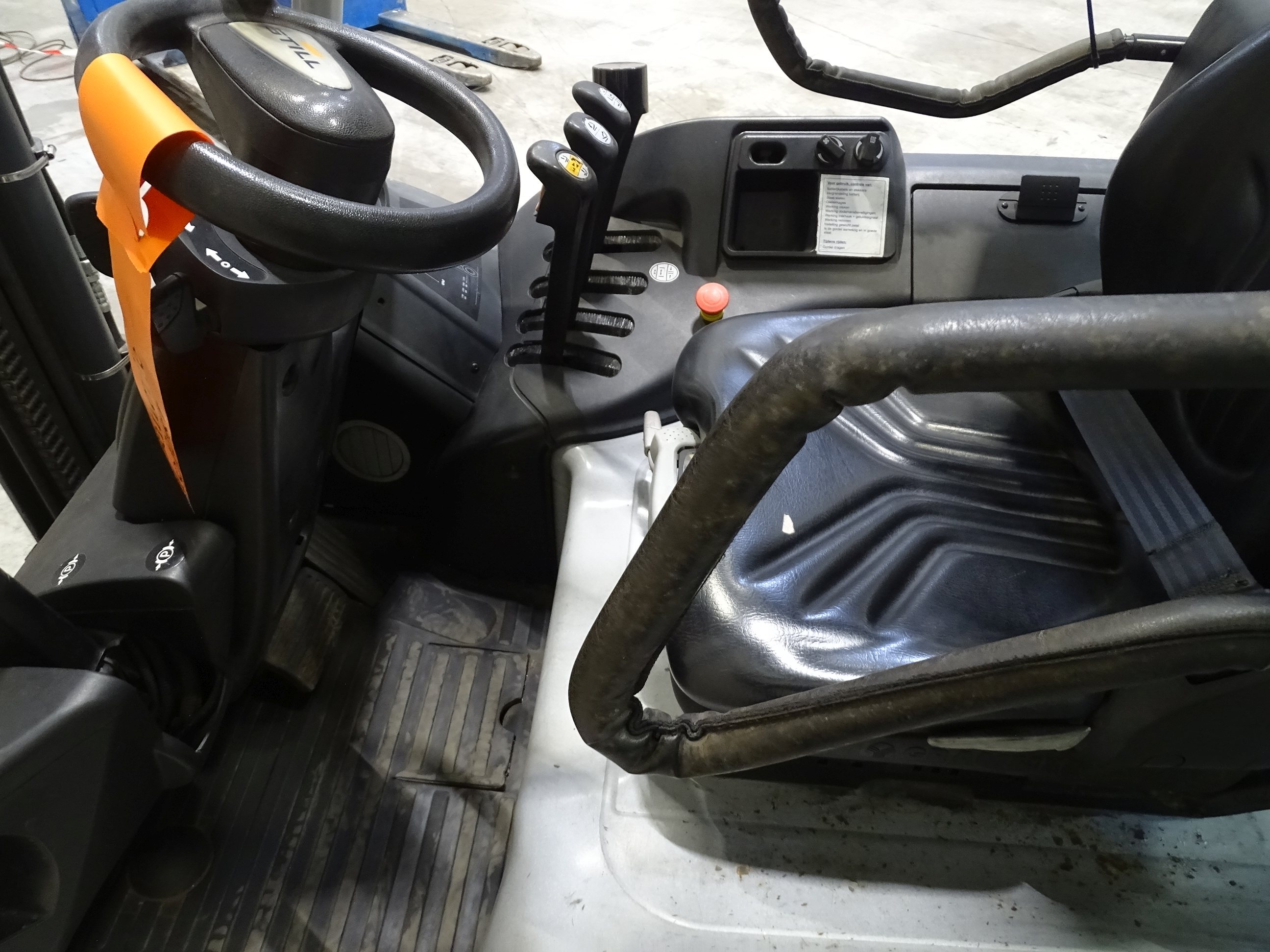 Still RX60-25 Elektryczny 4-kolowy www.blackforxx.com