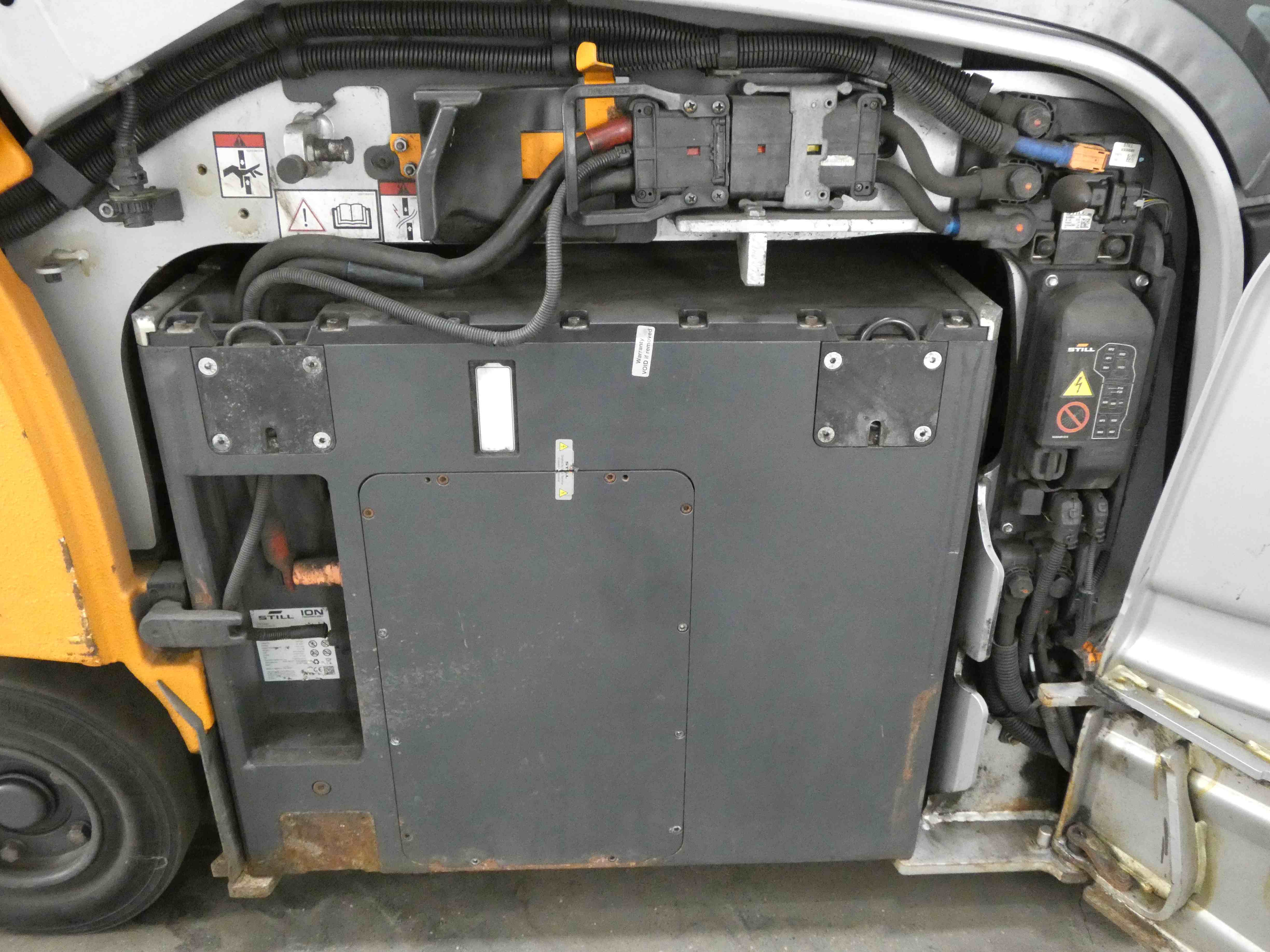 Still RX20-20PL/LIION Elektryczny 4-kolowy www.blackforxx.com