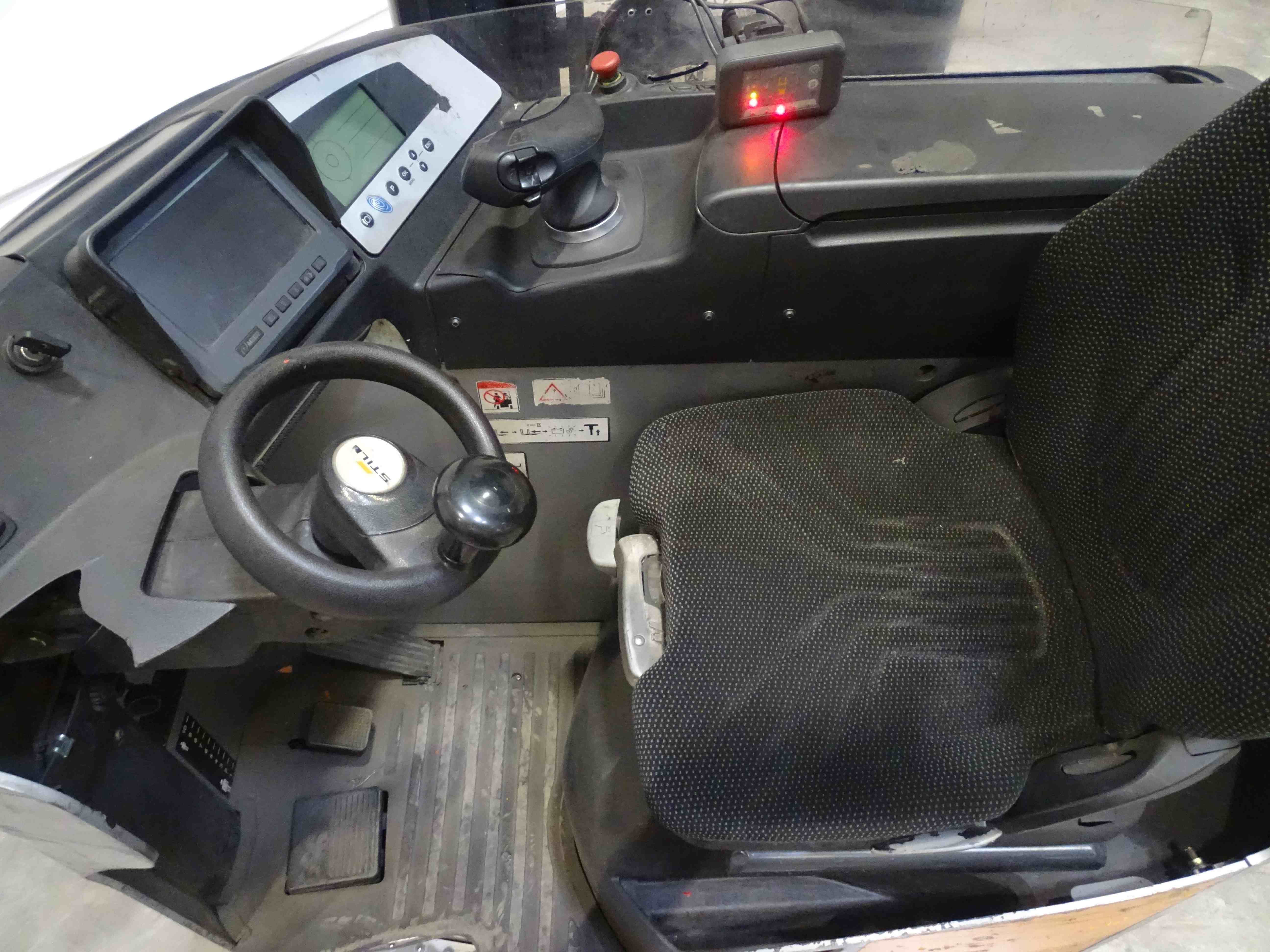 Still FM-X14 Штабелeр-ричтрак www.blackforxx.com