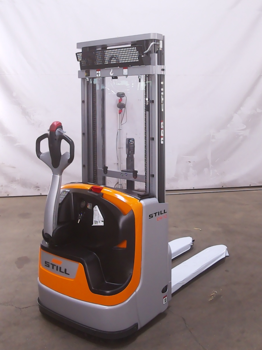 Still EXV12/BATT.NEU Porta-paletes de alta elevao www.blackforxx.com