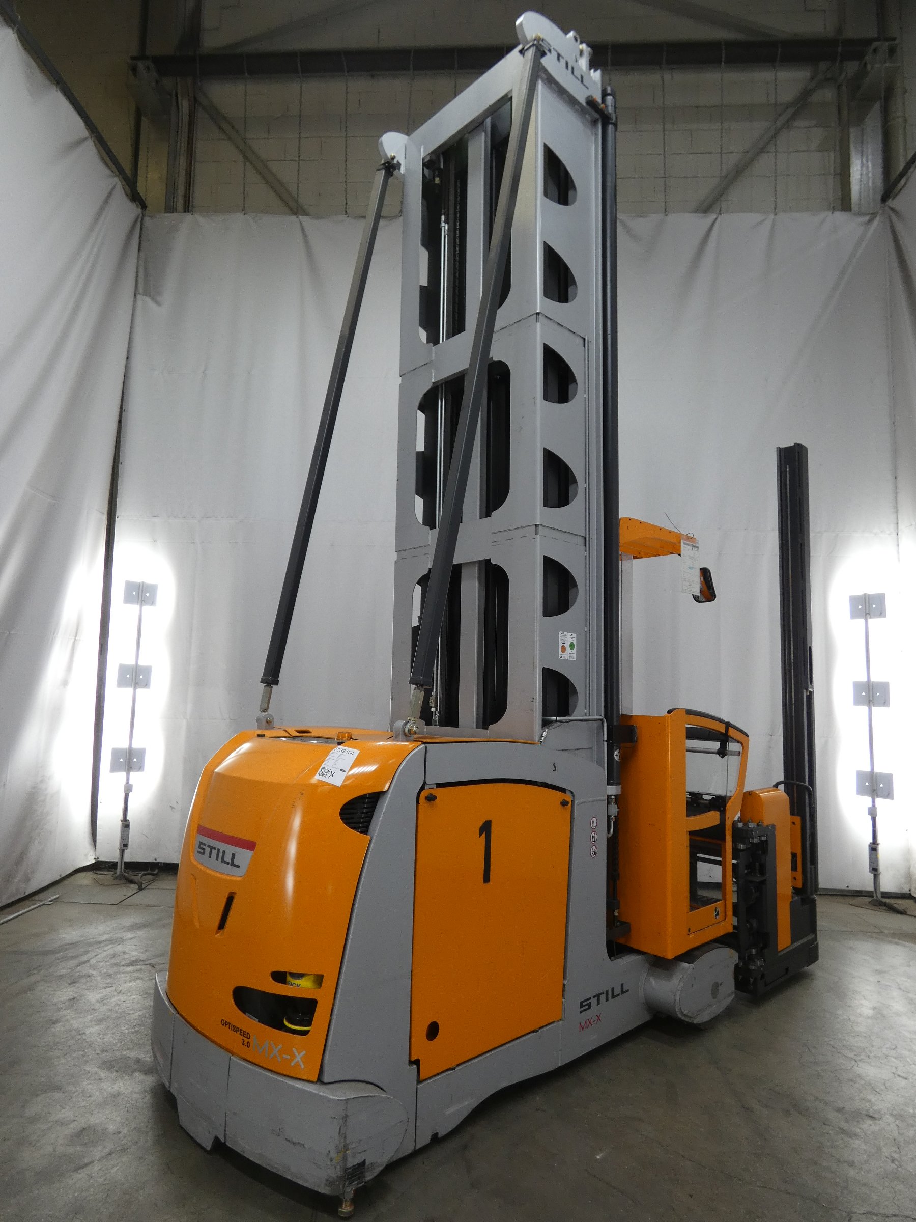 Still MX-X Hochhubkommissionierer www.blackforxx.com