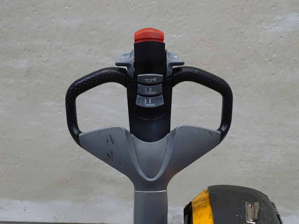 STILL EXU16 Electric Pallet Truck www.blackforxx.com