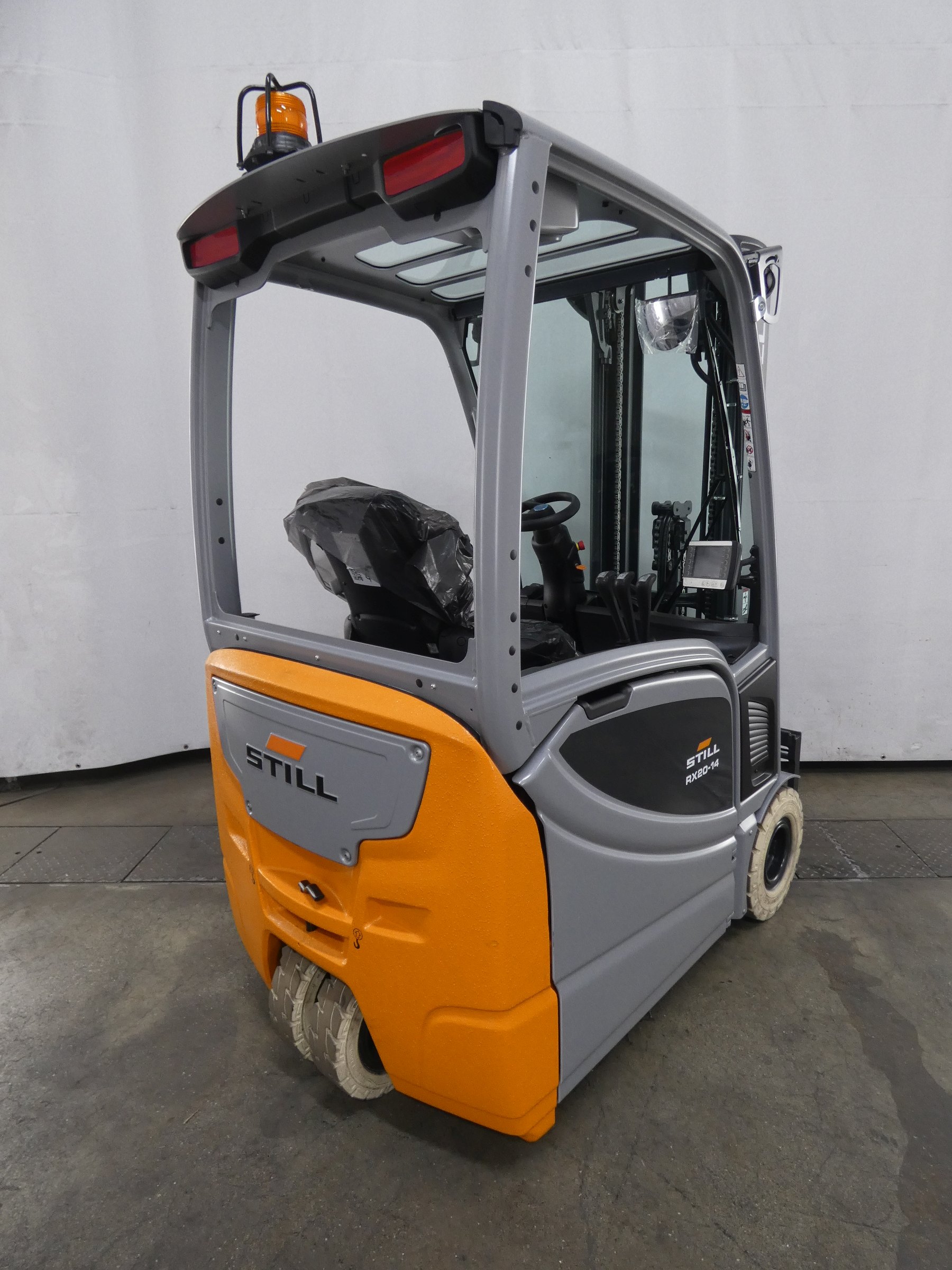 STILL RX20-14C Elettrico 3 ruote www.blackforxx.com