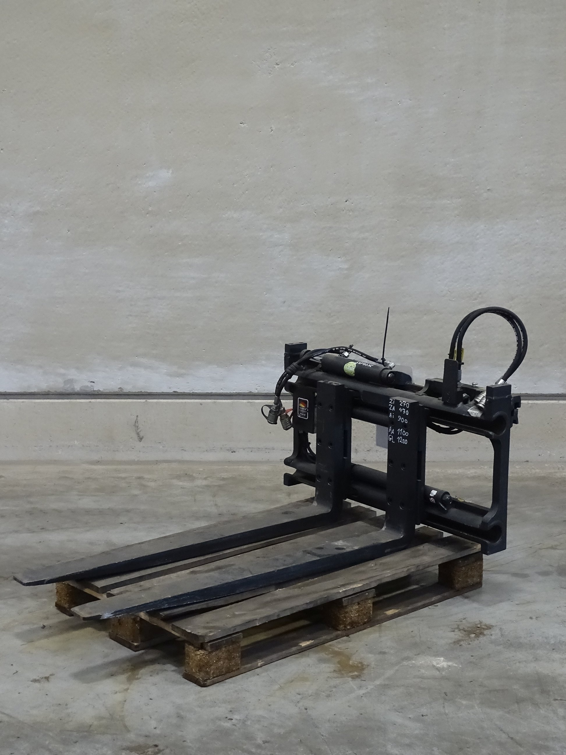 Weitere RZV20GS Fork positioners www.blackforxx.com