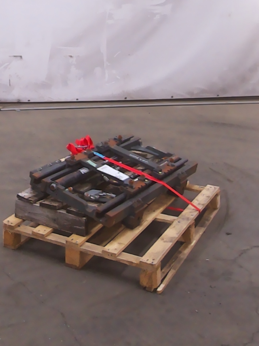 Kaup ZINKENVERSTELLGERT Fork positioners www.blackforxx.com