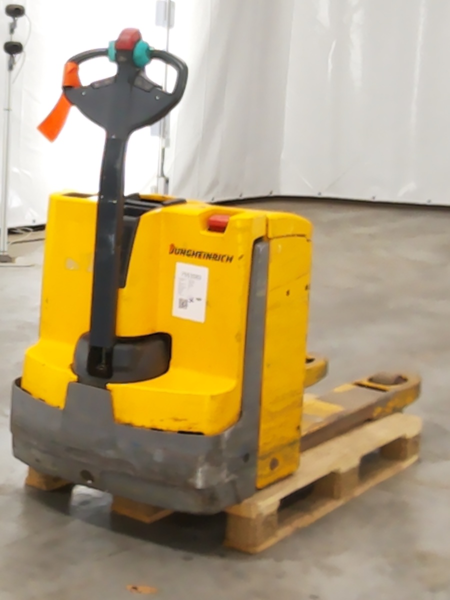Jungheinrich EJE116 Electric Pallet Truck www.blackforxx.com