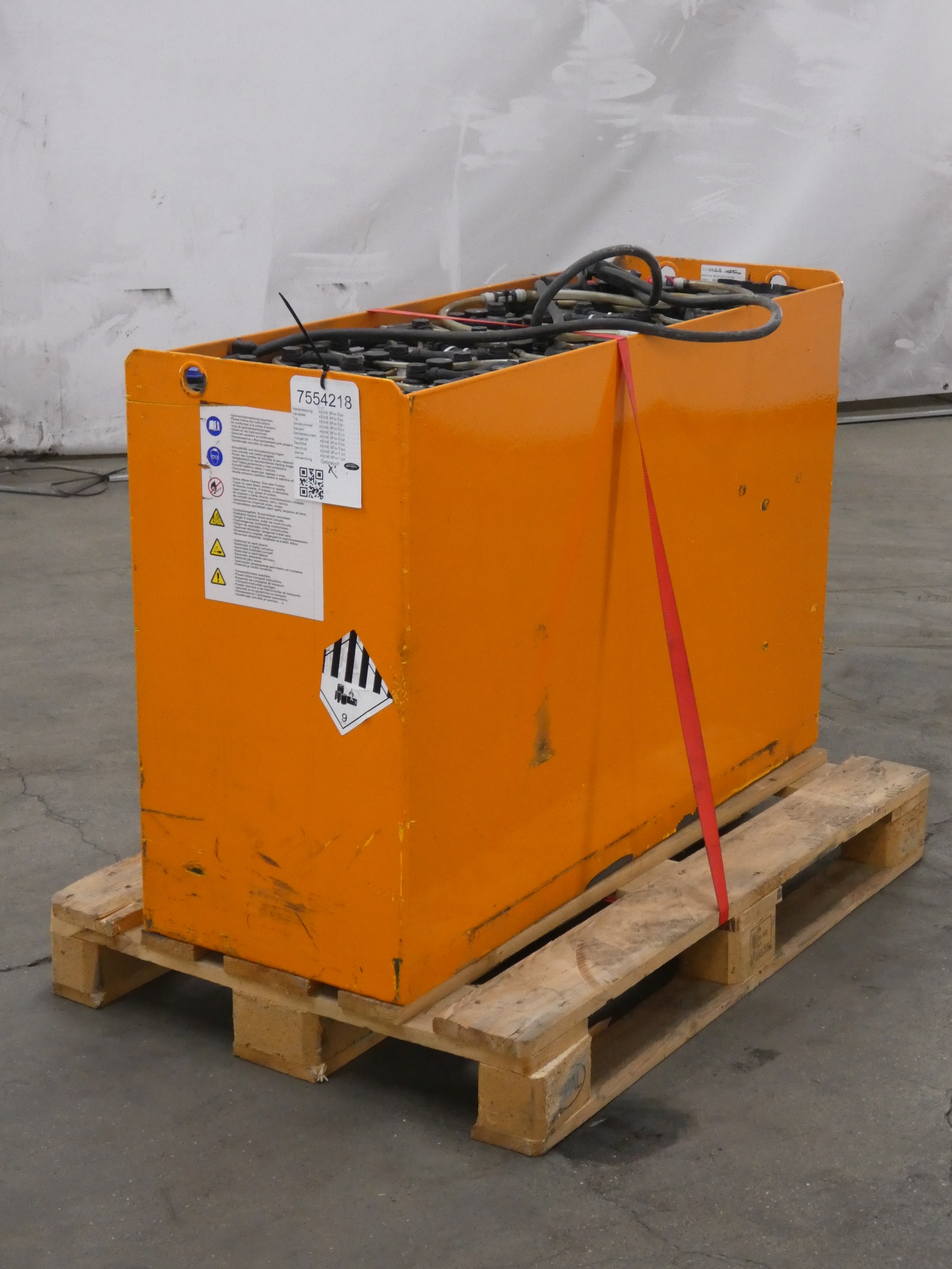 Weitere 48V775AH  www.blackforxx.com