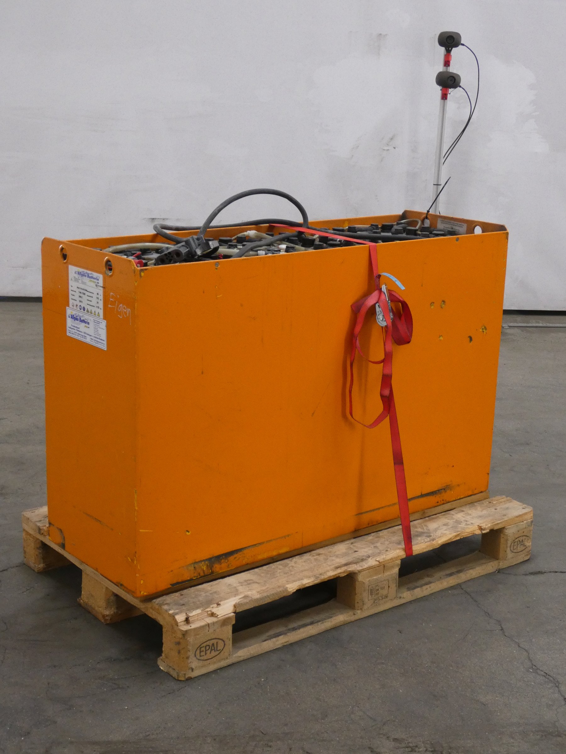 Weitere 48V775AH  www.blackforxx.com