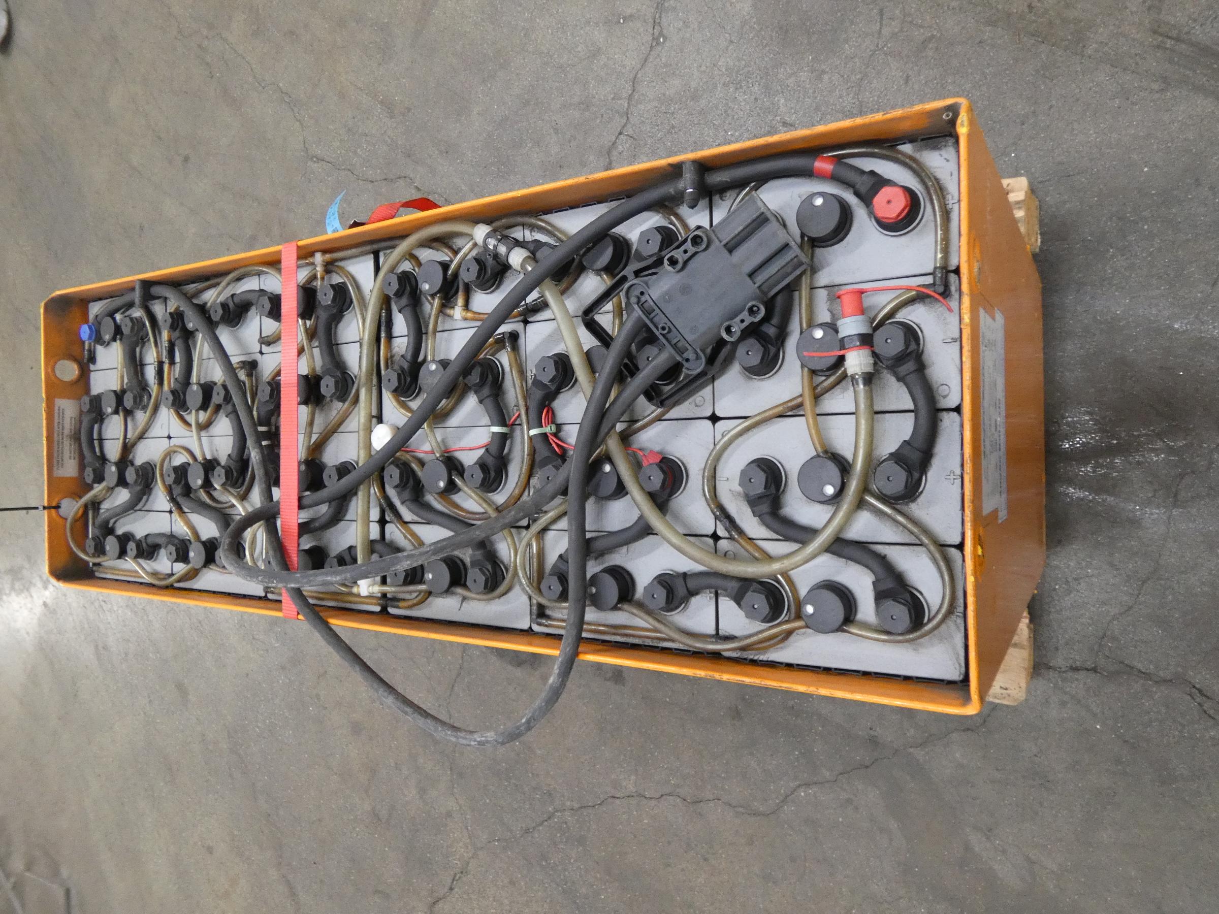 Weitere 48V775AH  www.blackforxx.com