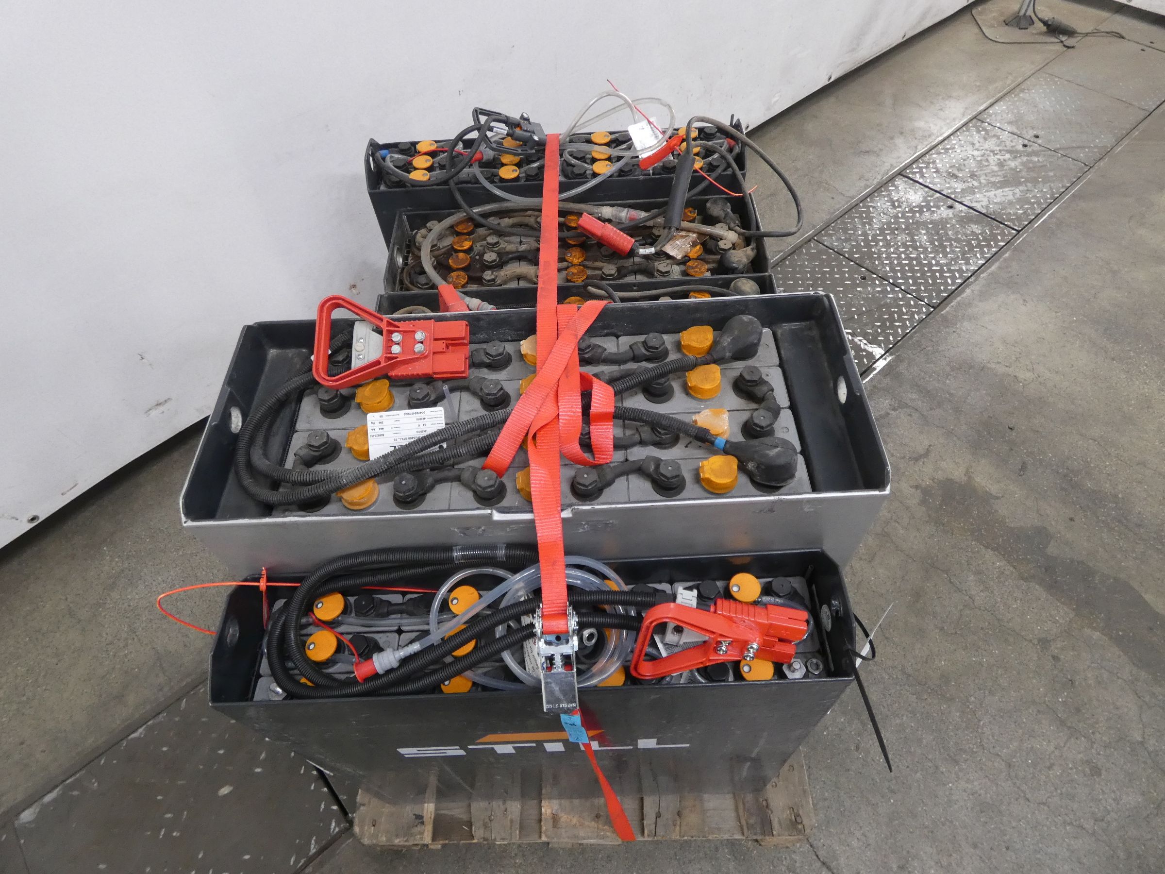 Weitere 5XBATTERIEN Sonstige www.blackforxx.com