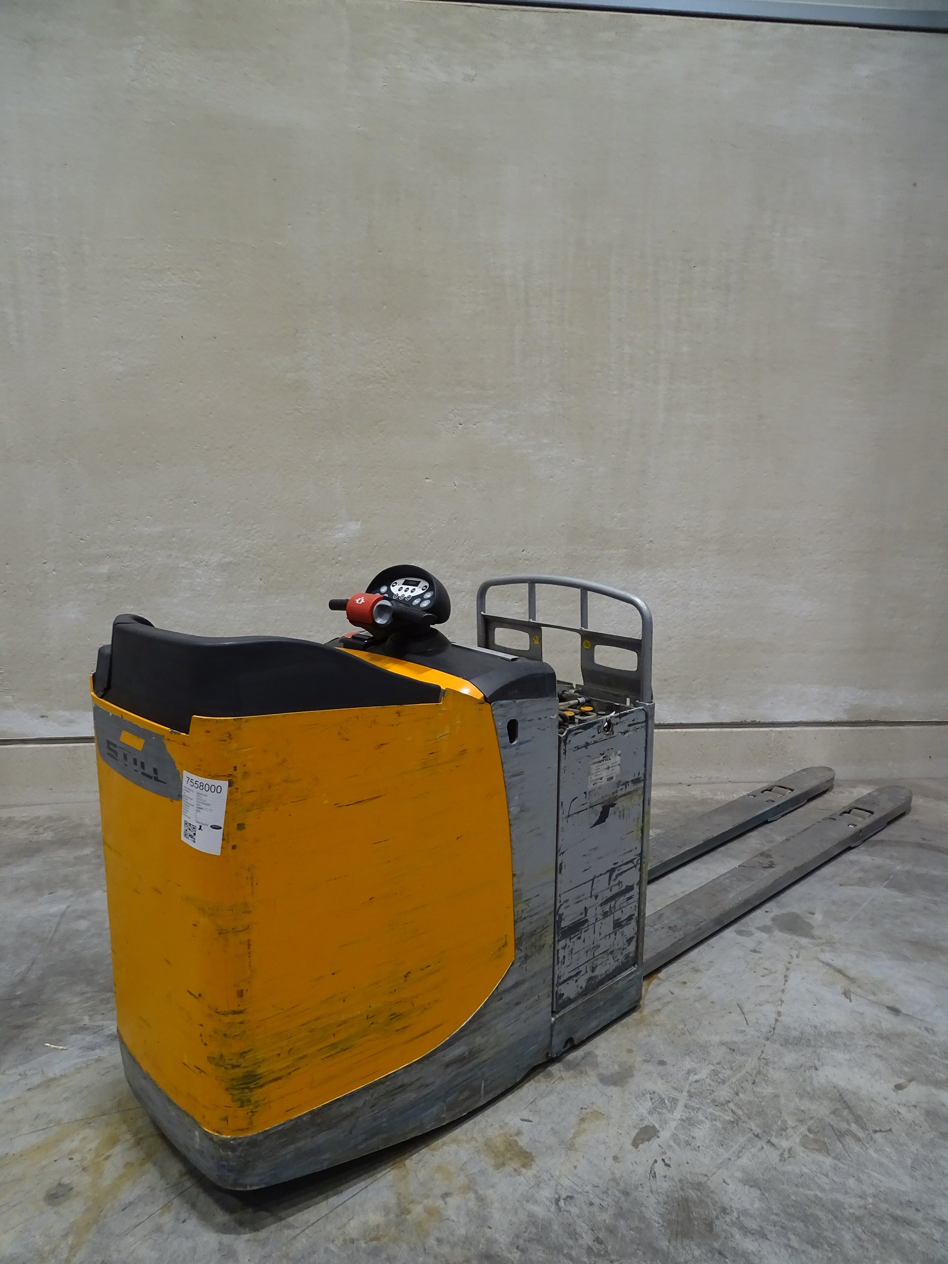 Still EXU-S24/2400MM Transpaleta  Elctrica www.blackforxx.com