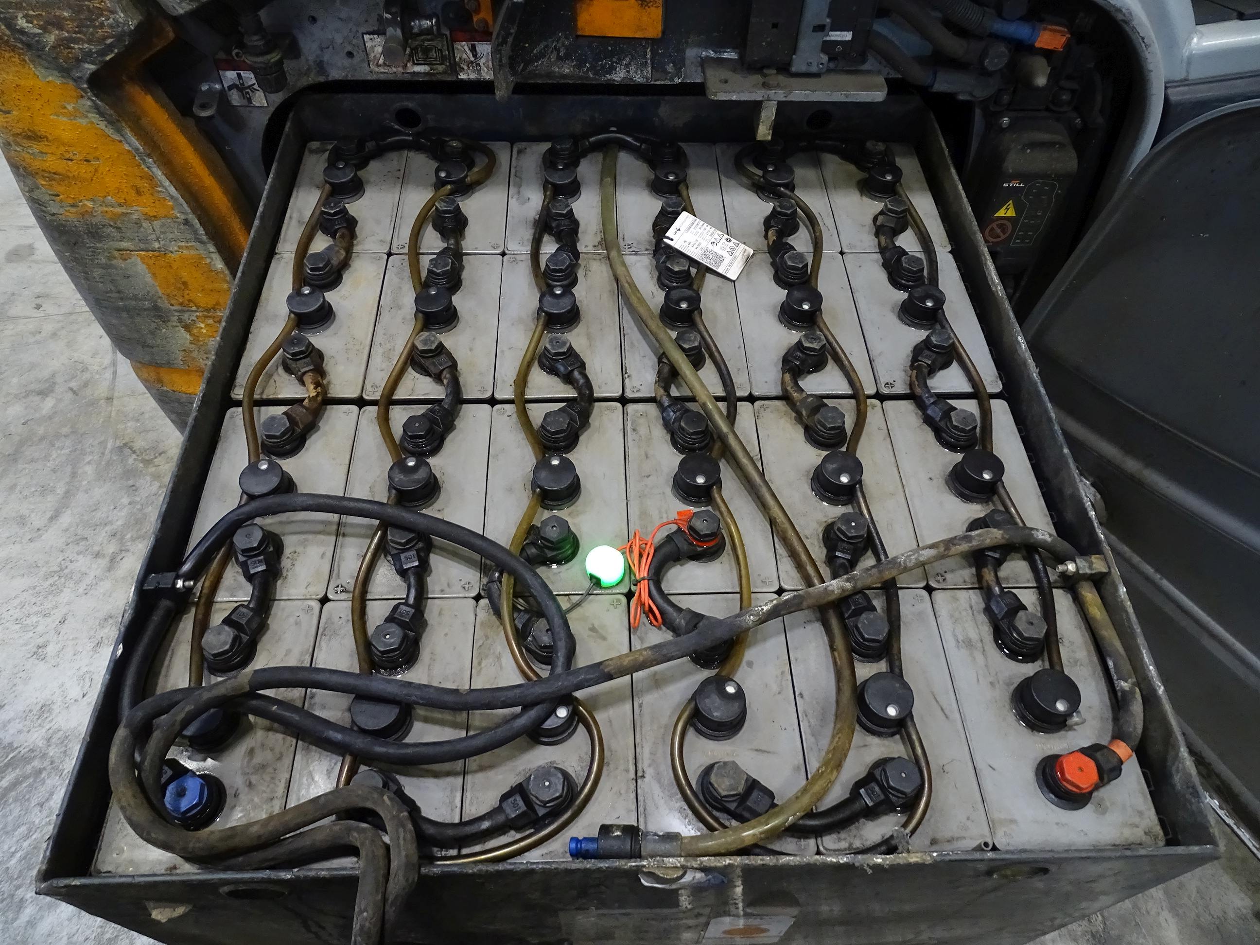 Still RX20-20L Chariot �lectrique � 3 roues www.blackforxx.com