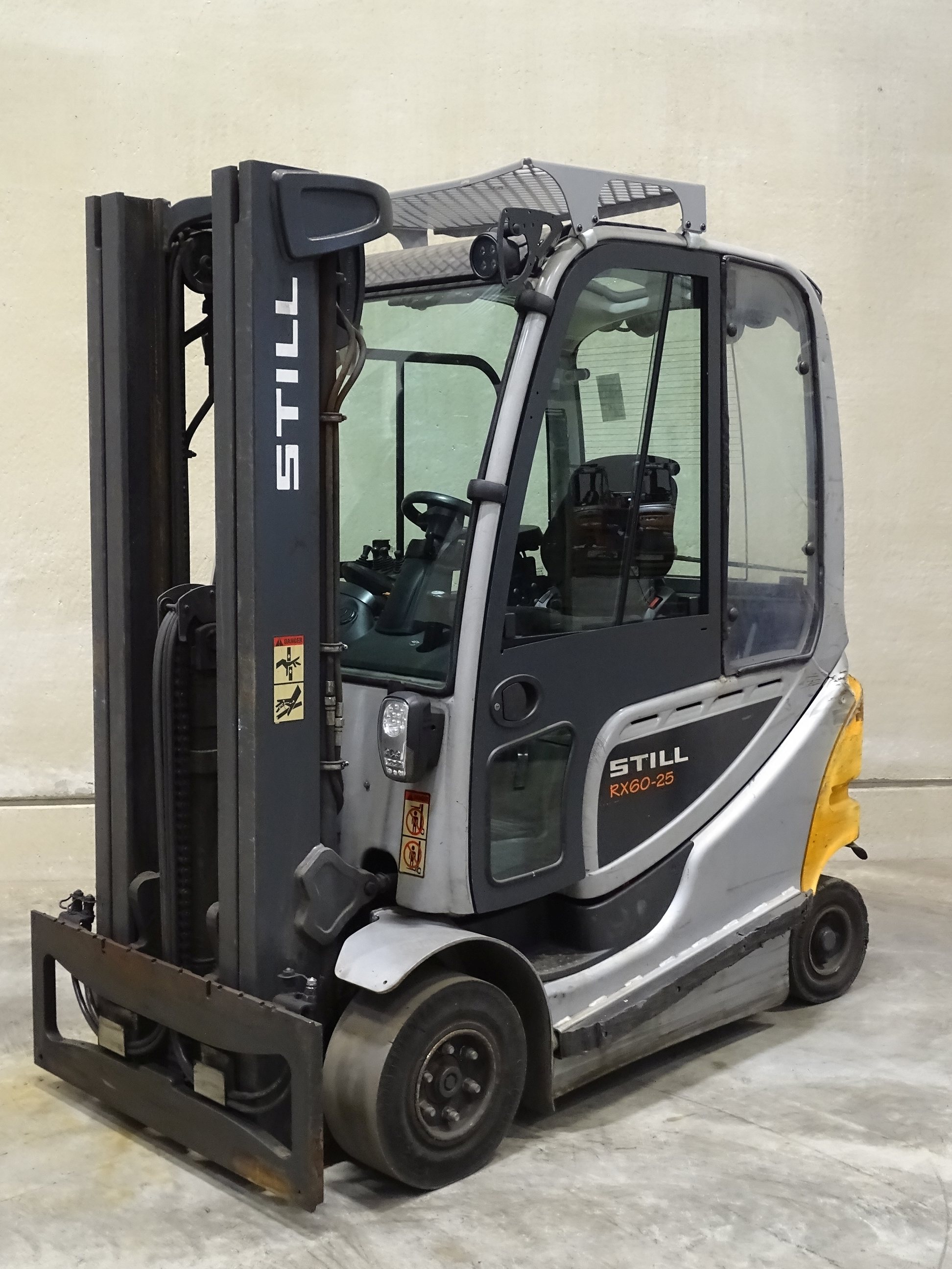 Still RX60-25 Electric 4-wheel forklift www.blackforxx.com
