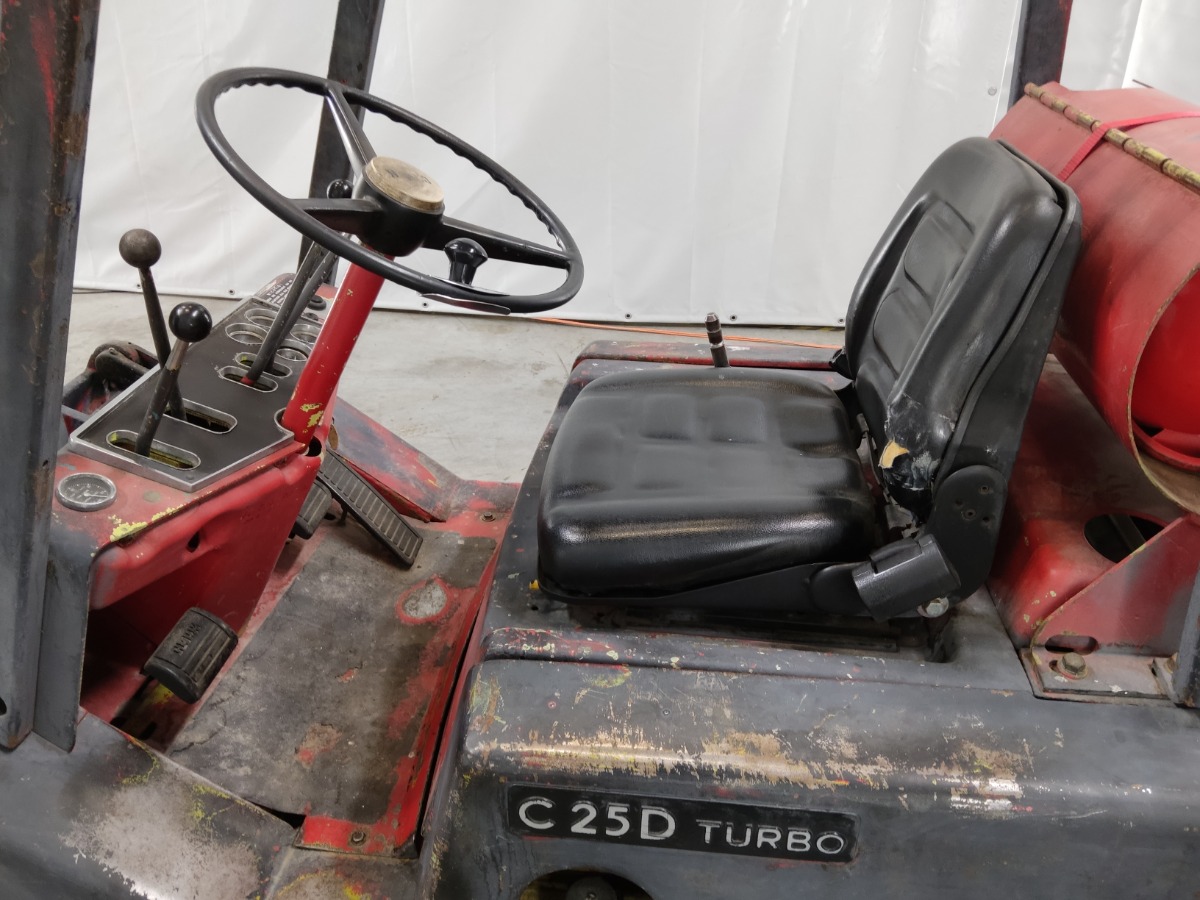 Clark 25D LPG Forklifts www.blackforxx.com