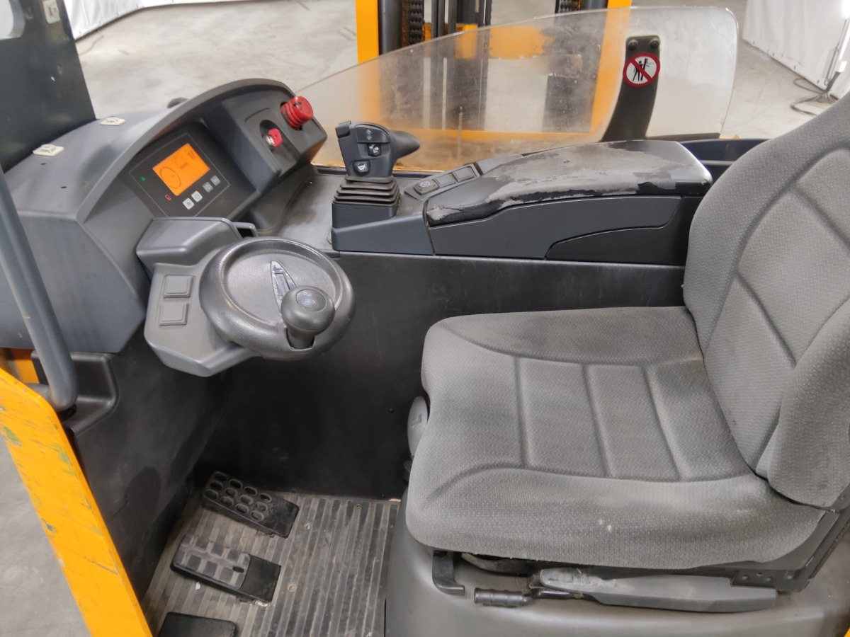 Jungheinrich ETV214 Reach Truck www.blackforxx.com