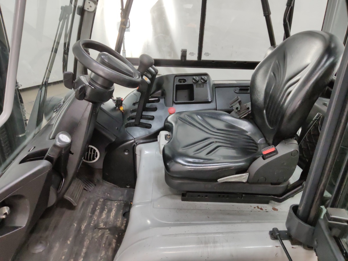 Still RX60-25 Elektryczny 4-kolowy www.blackforxx.com