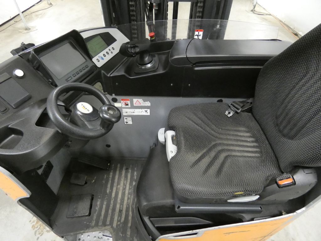 STILL FM-X14 Reachtruck www.blackforxx.com