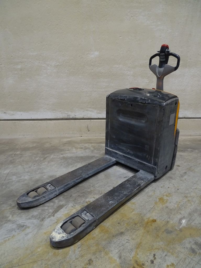 STILL EXU16 Electric Pallet Truck www.blackforxx.com